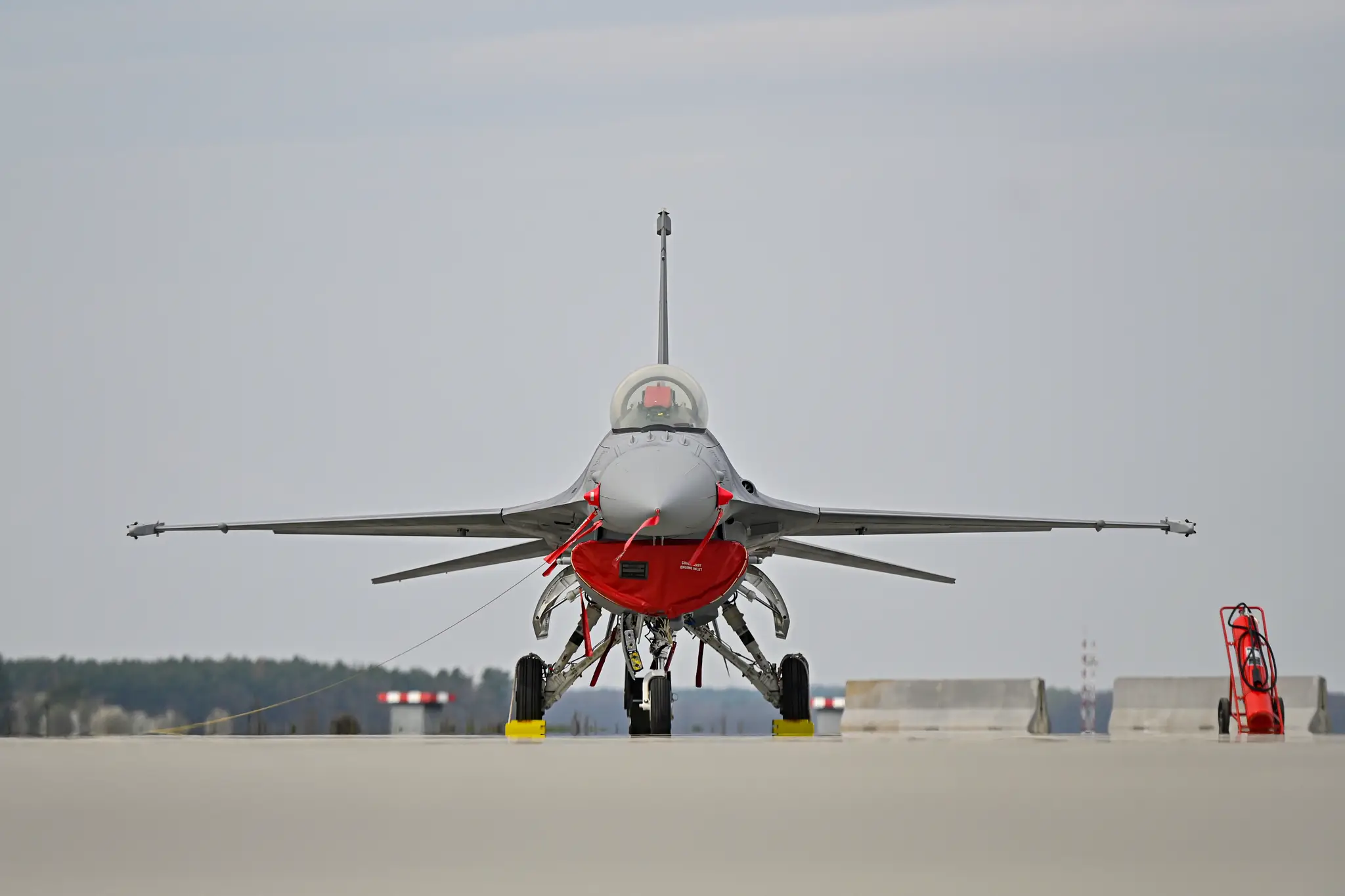 Na Slovensku pristáli ďalšie dve stíhačky F-16
