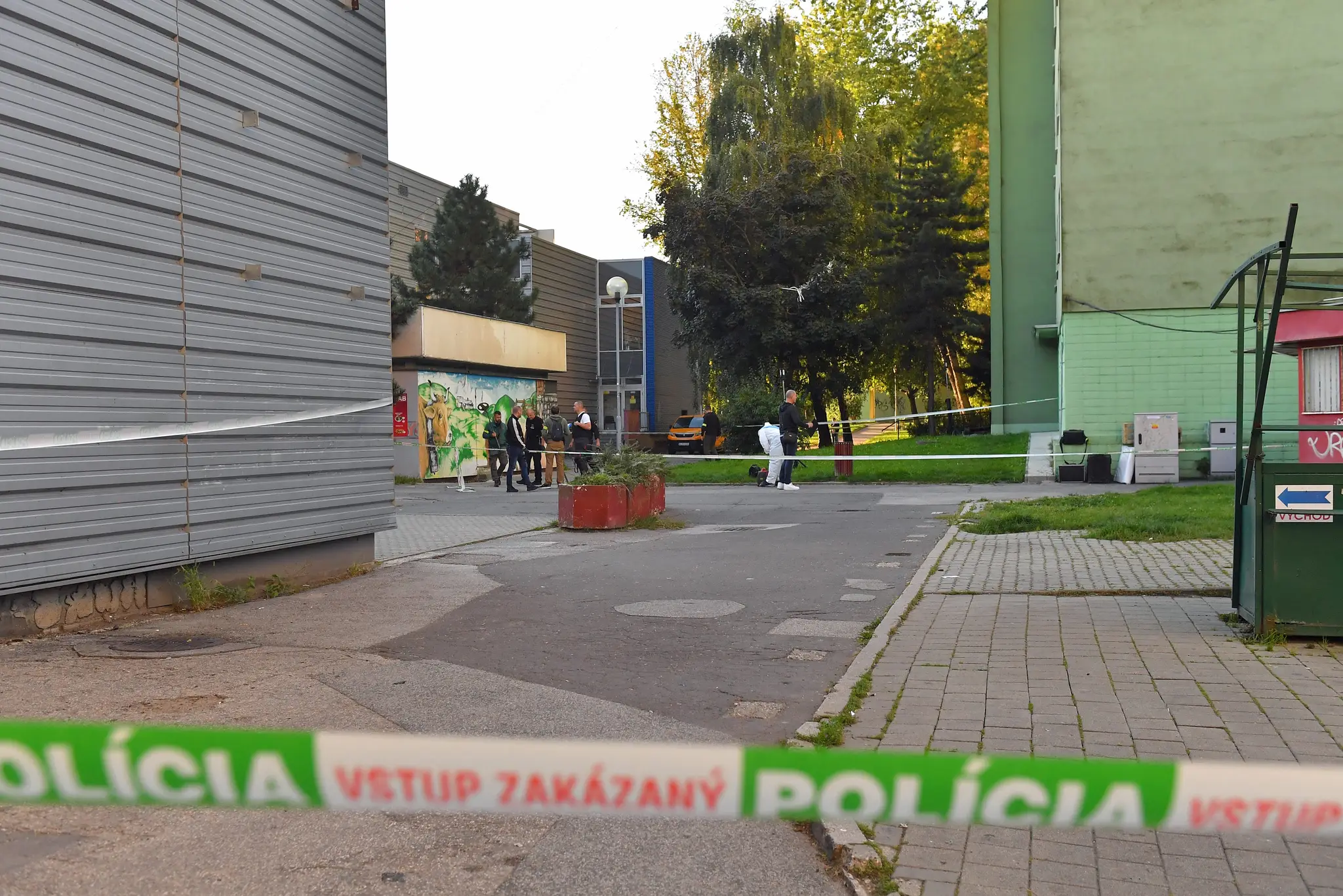 Streľba v bratislavskej Dúbravke.