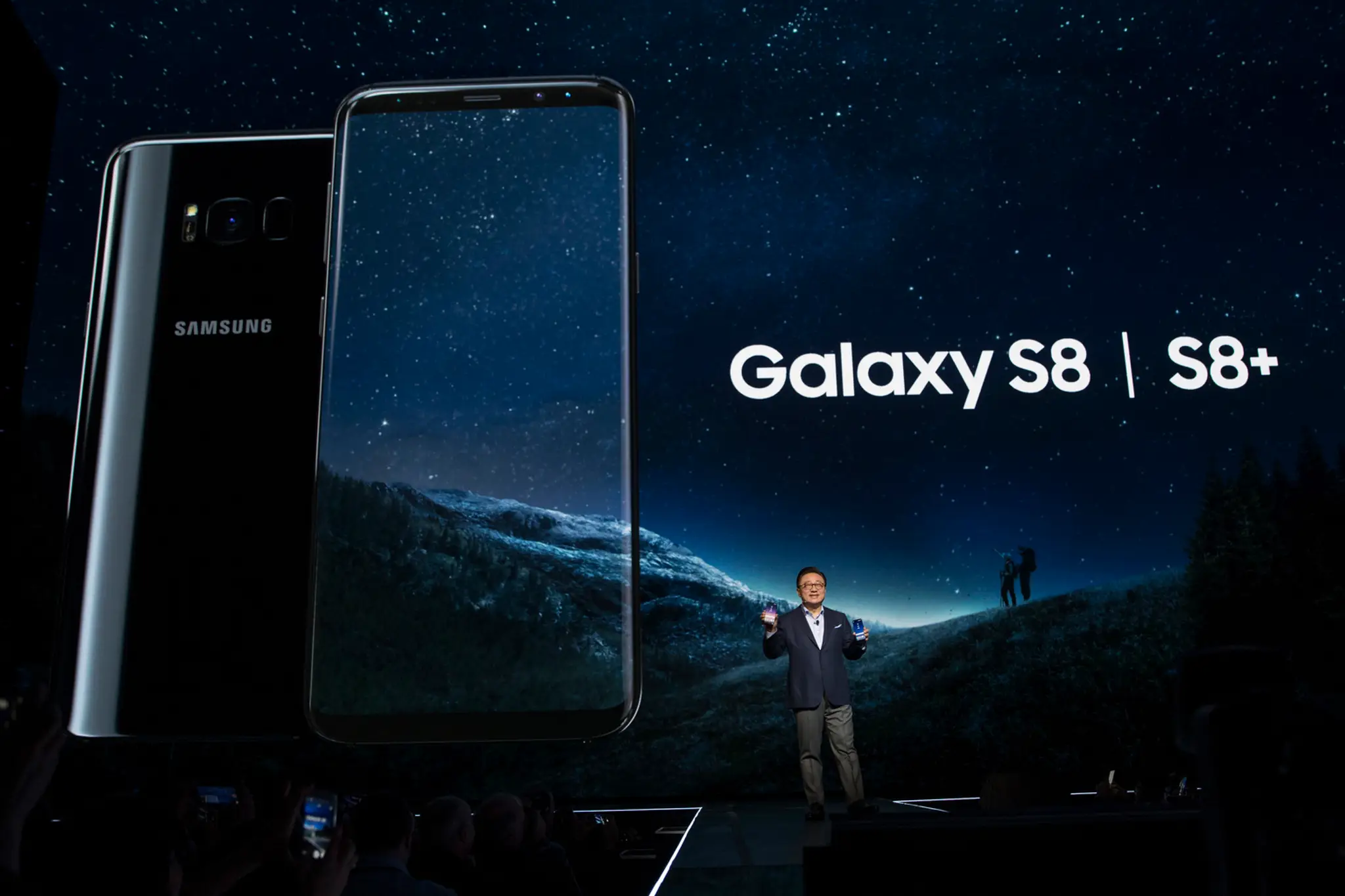Samsung predstavil nové telefóny Galaxy S8 a Galaxy S8+. Tu je ich cena