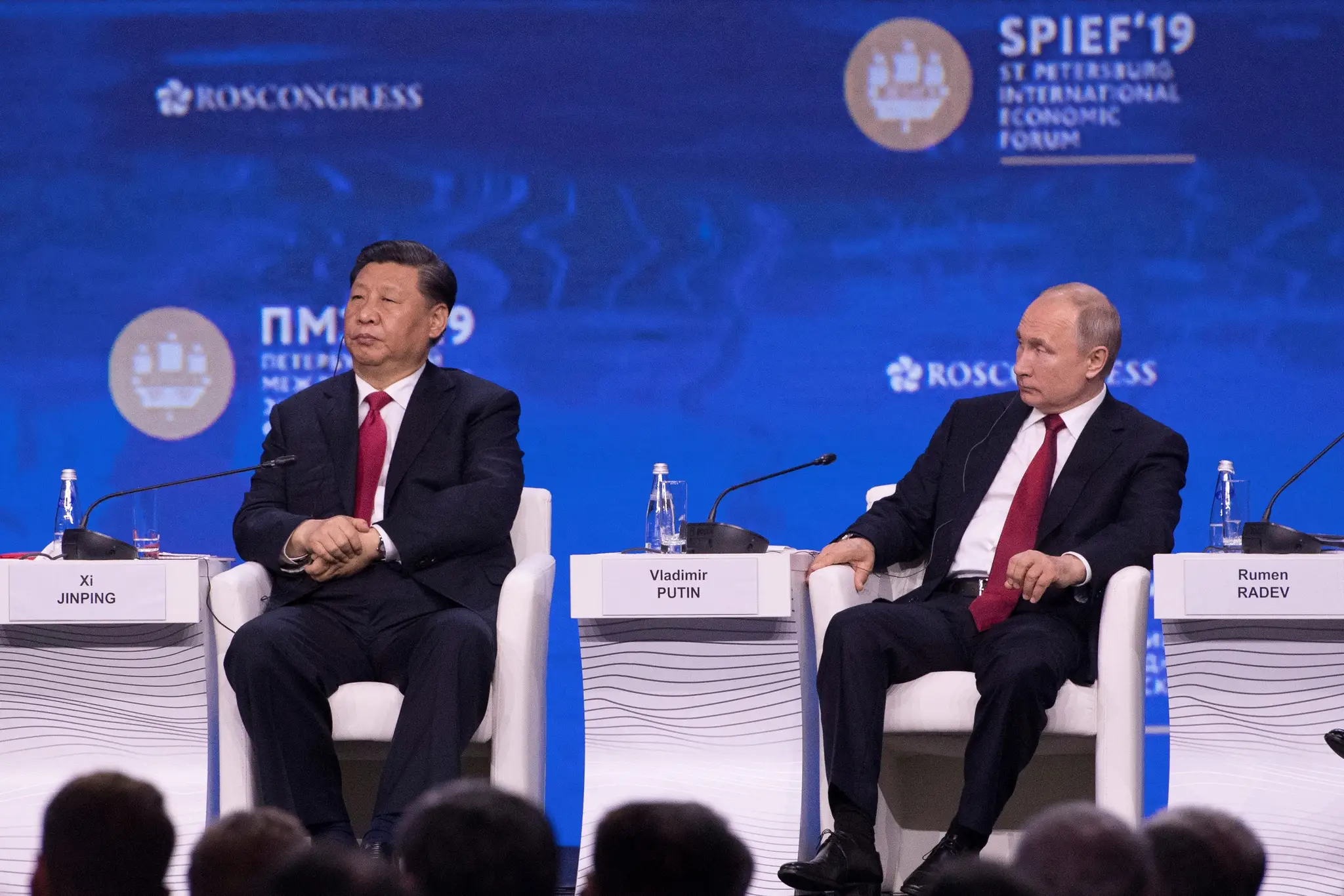 Čínsky prezident Si Ťin-pching a ruský prezident Vladimir Putin.