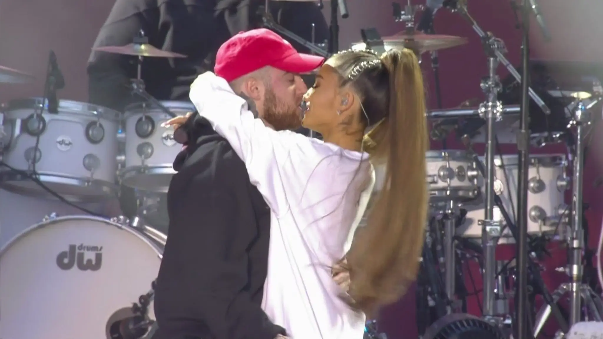 Ariana Grande a raper Mac Miller.