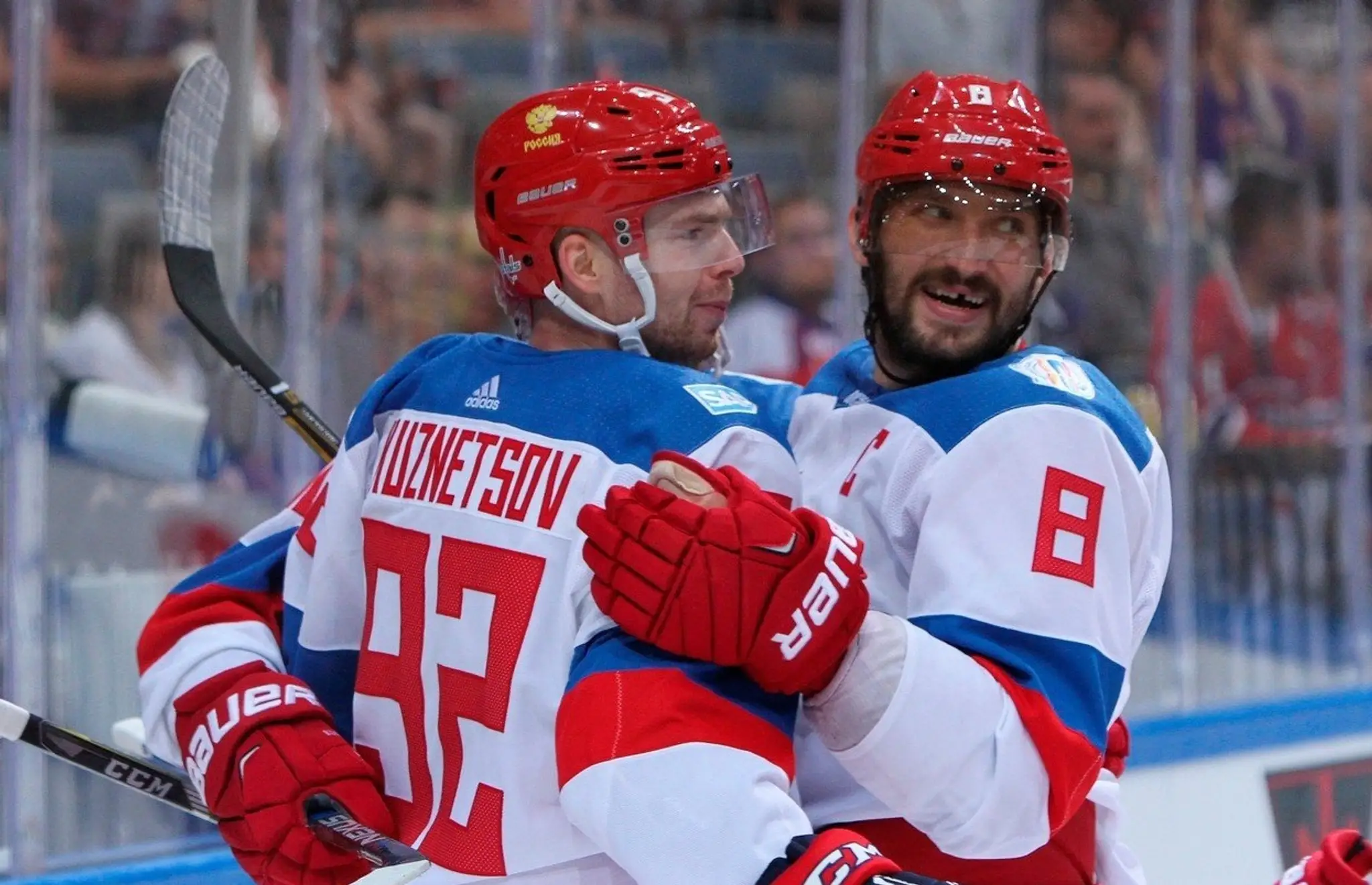 Jevgenij Kuznecov a Alexander Ovečkin.