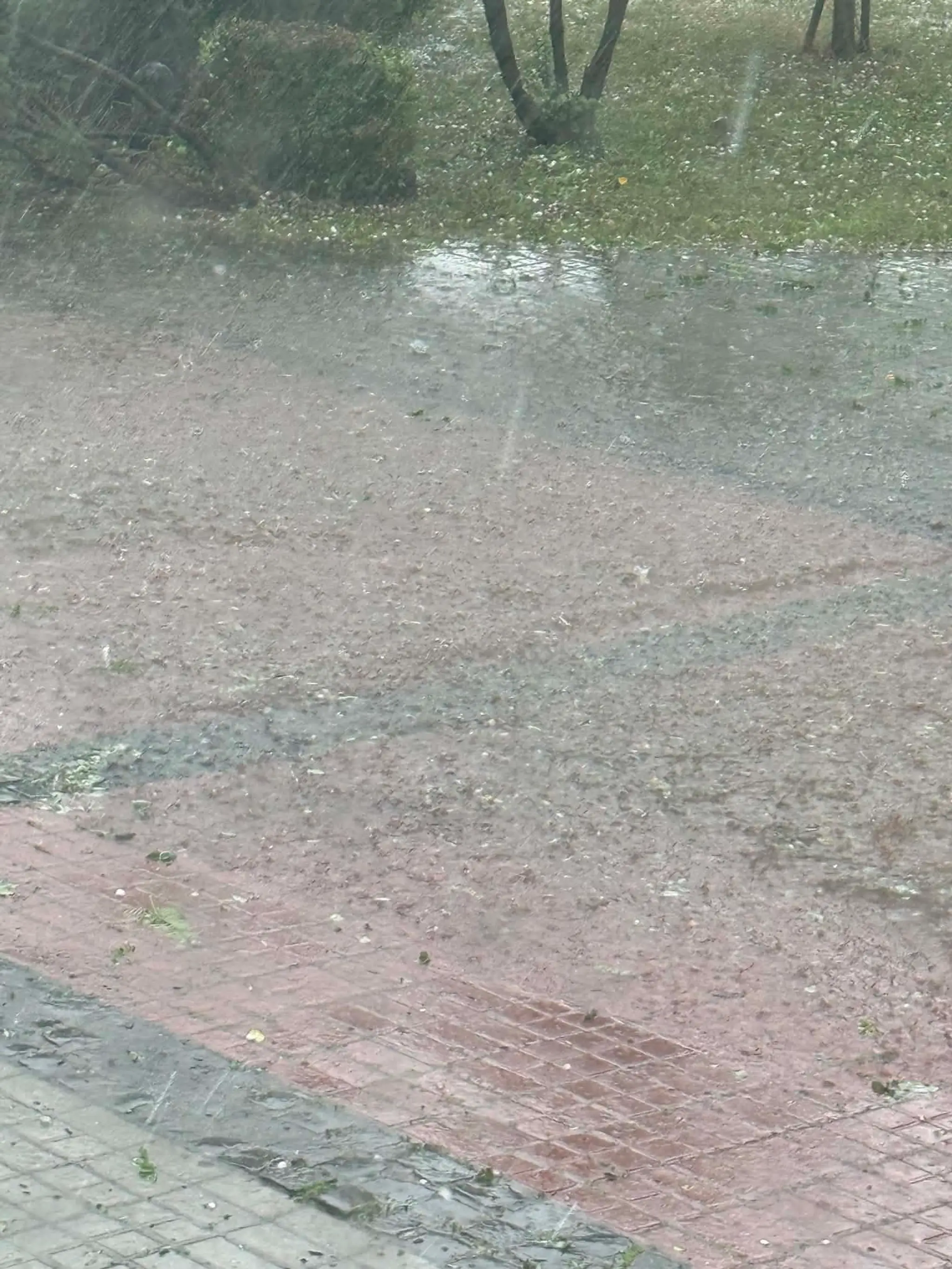 Búrka v Humennom.