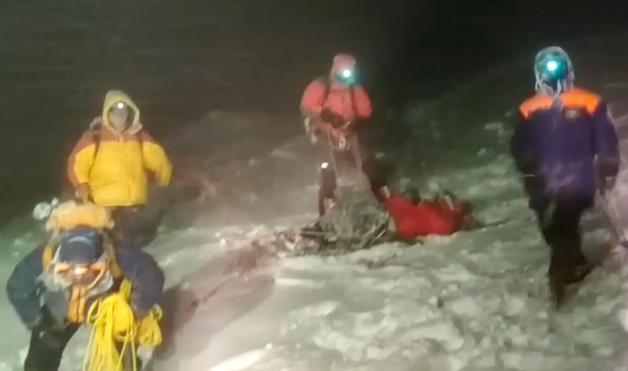 Záchrana horolezcov na hore Elbrus