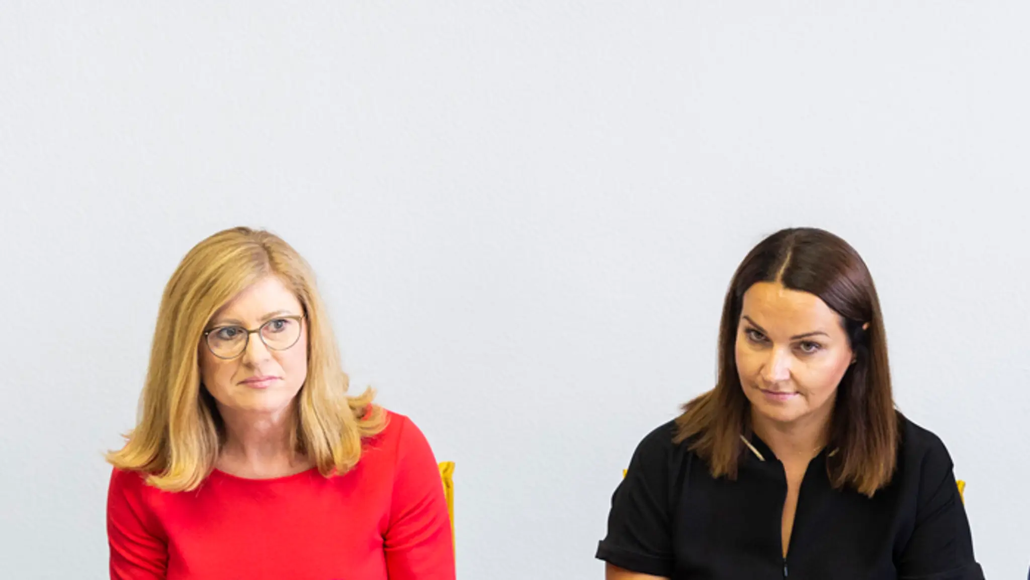 Na archívnej snímke Gabriela Matečná a Adriana Šklíbová.