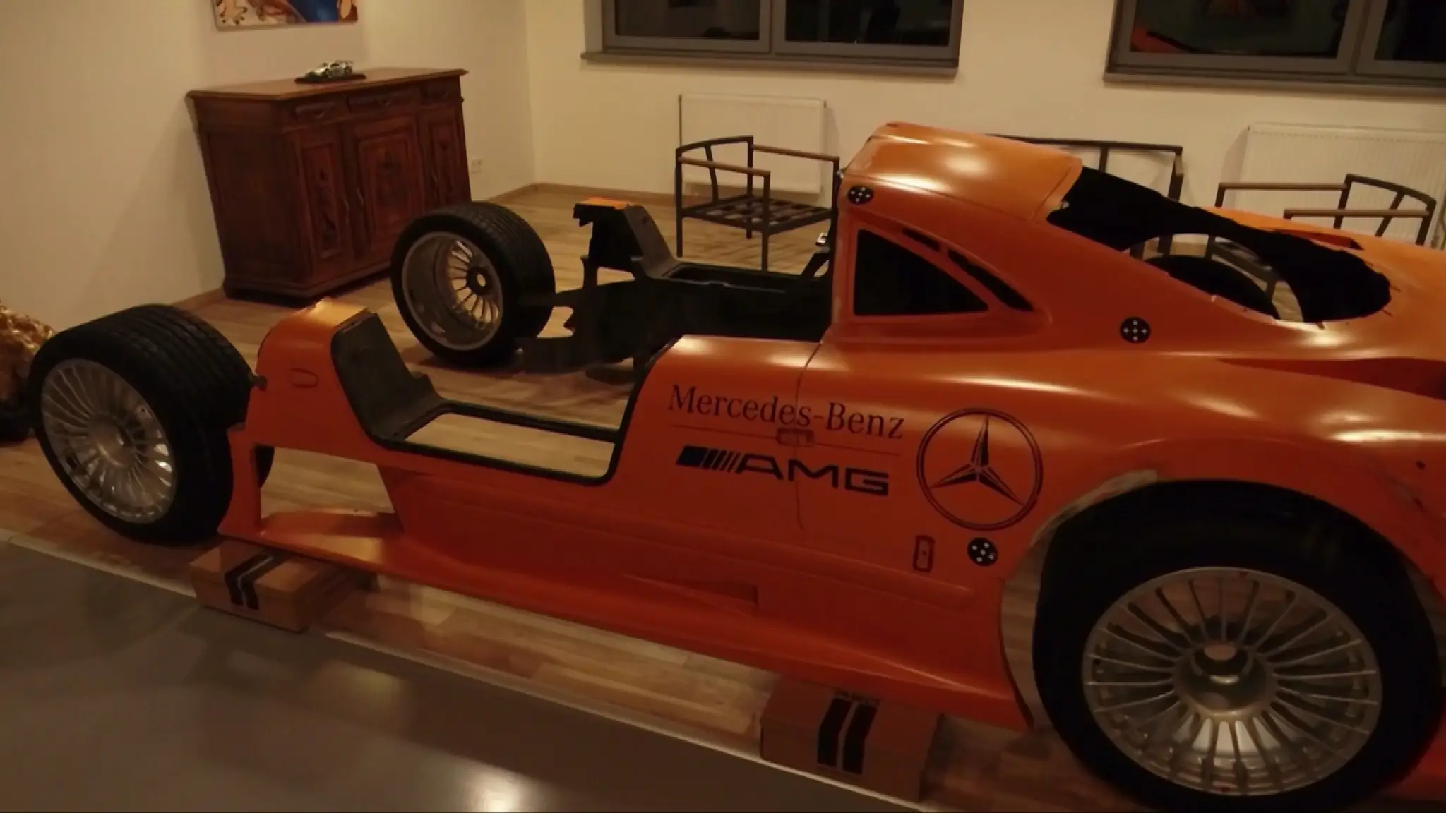 Mercedes.