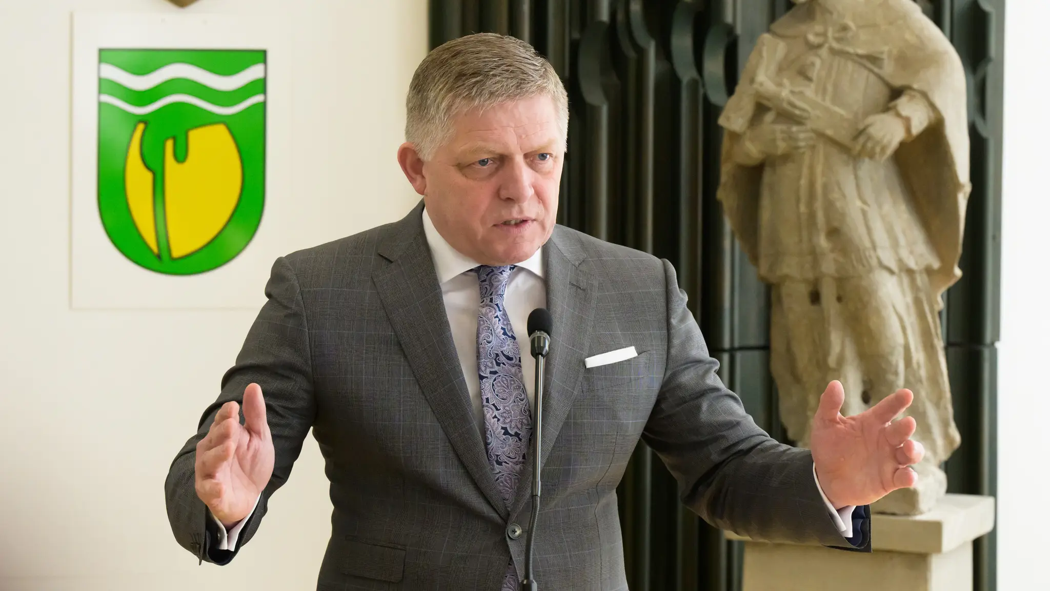 Robert Fico. 