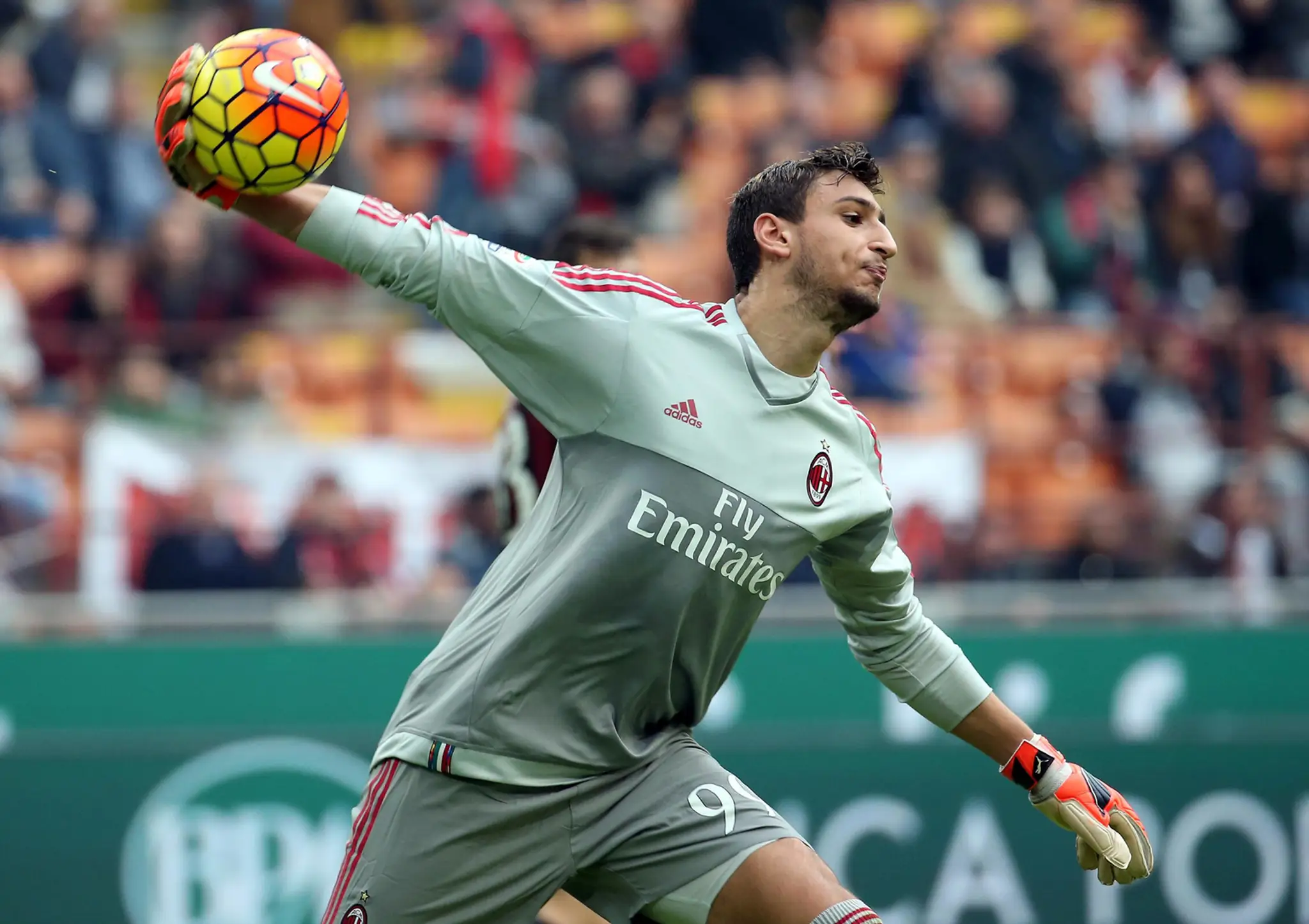 Brankár AC Milána Gianluigi Donnarumma.