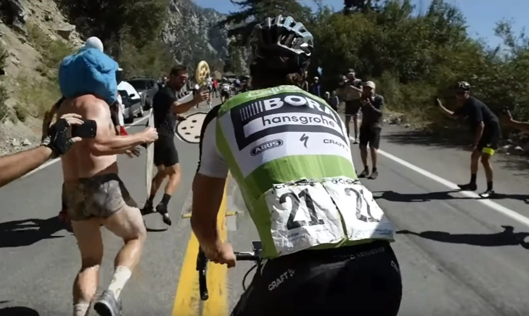 Peter Sagan predviedol počas 5. etapy na Okolo kalifornie svoj obľúbený trik.