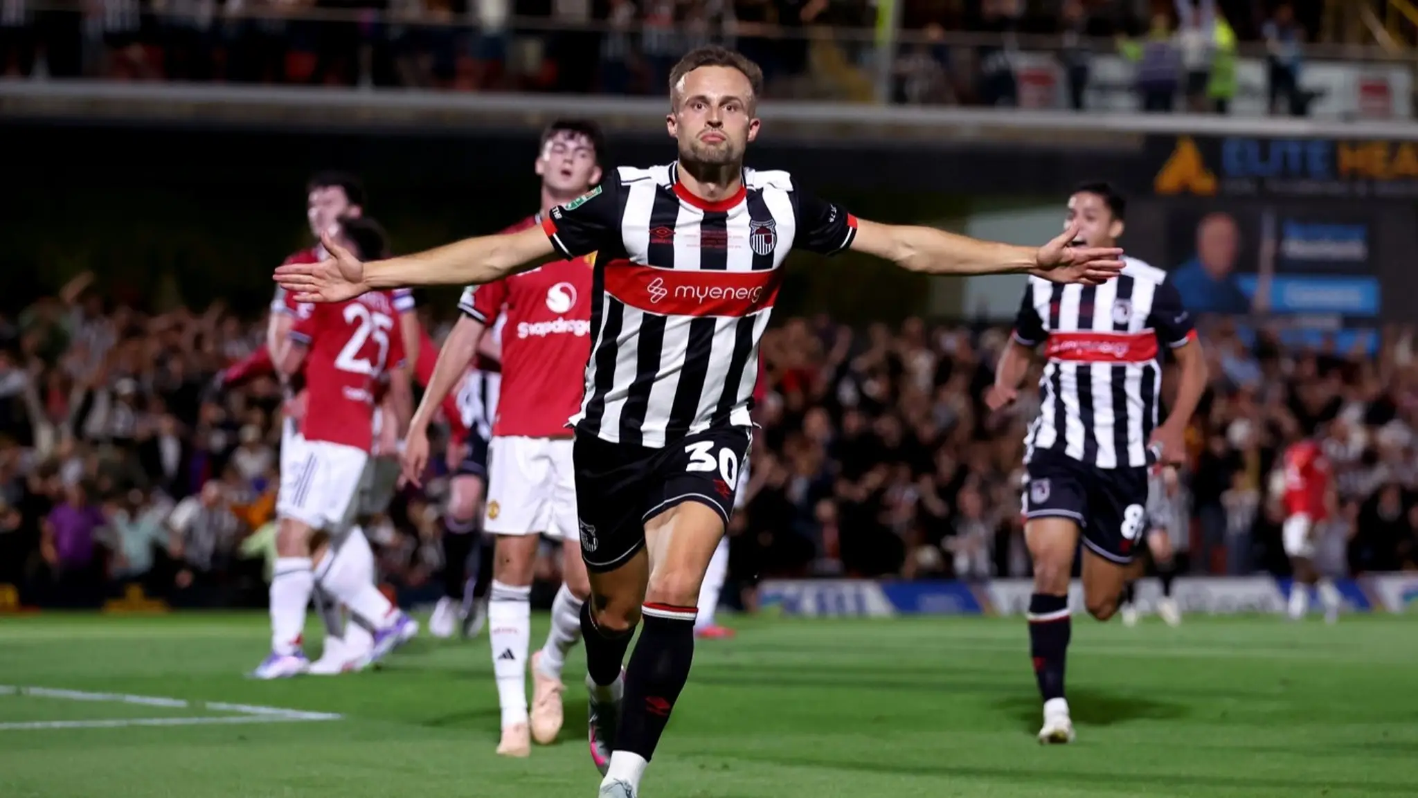 Grimsby - Manchester United