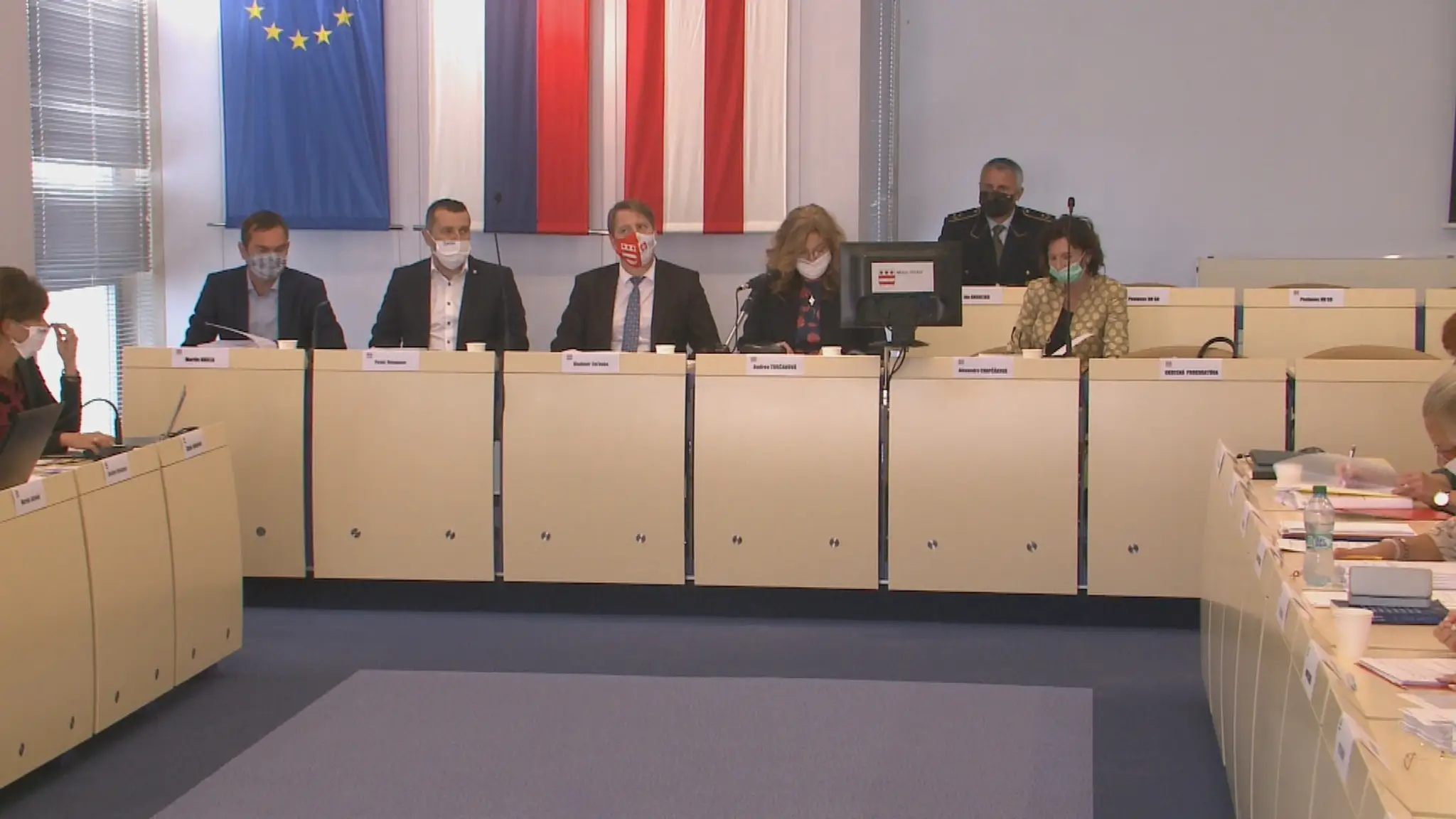 Situácia na Orave sa zhoršuje. V Námestove skončil v karanténe celý krízový štáb