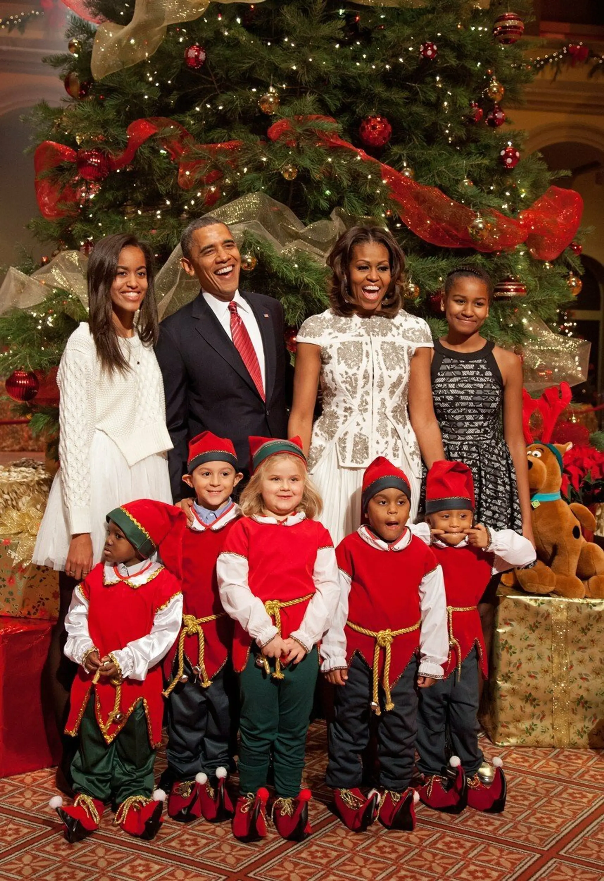 Barack Obama so svojou manželkou Michelle a dcérami Maliou a Sashou