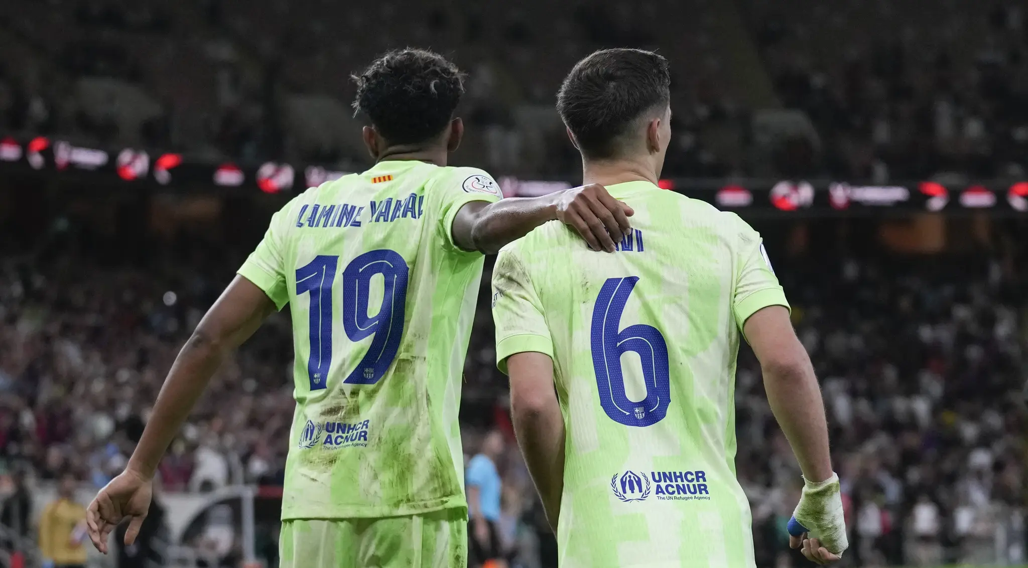 Barcelona vo finále.