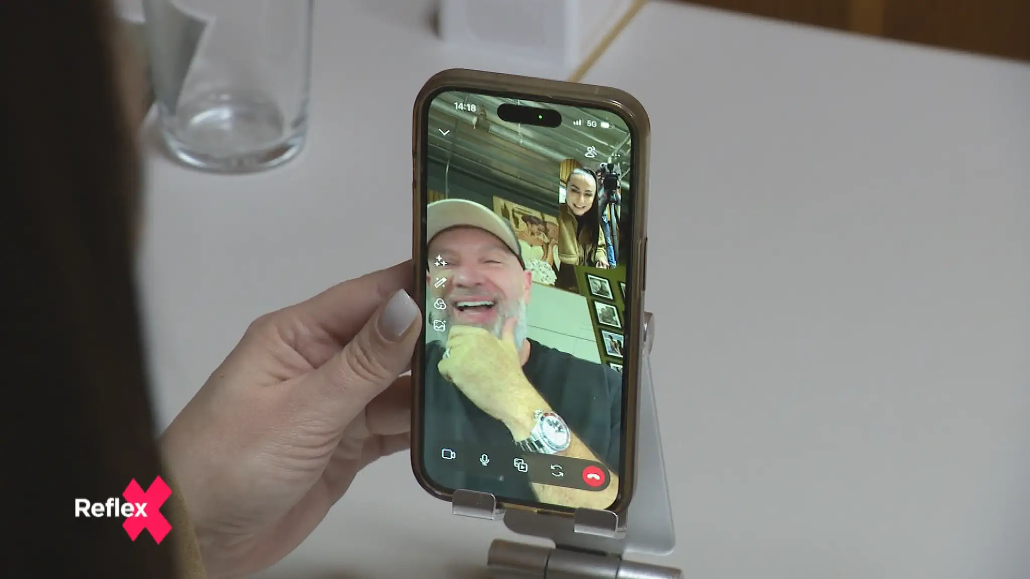 Ukradli jeho fotografie a zneužili identitu
