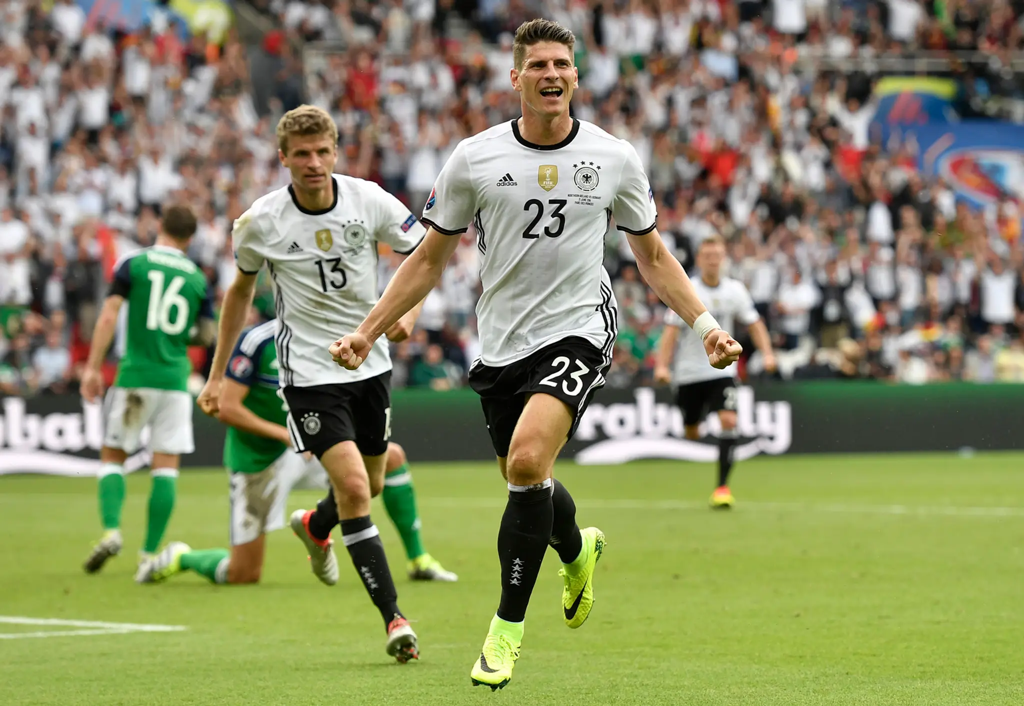Strelec jediného gólu v zápase Nemecka so Severným Írskom bol Mario Gomez.