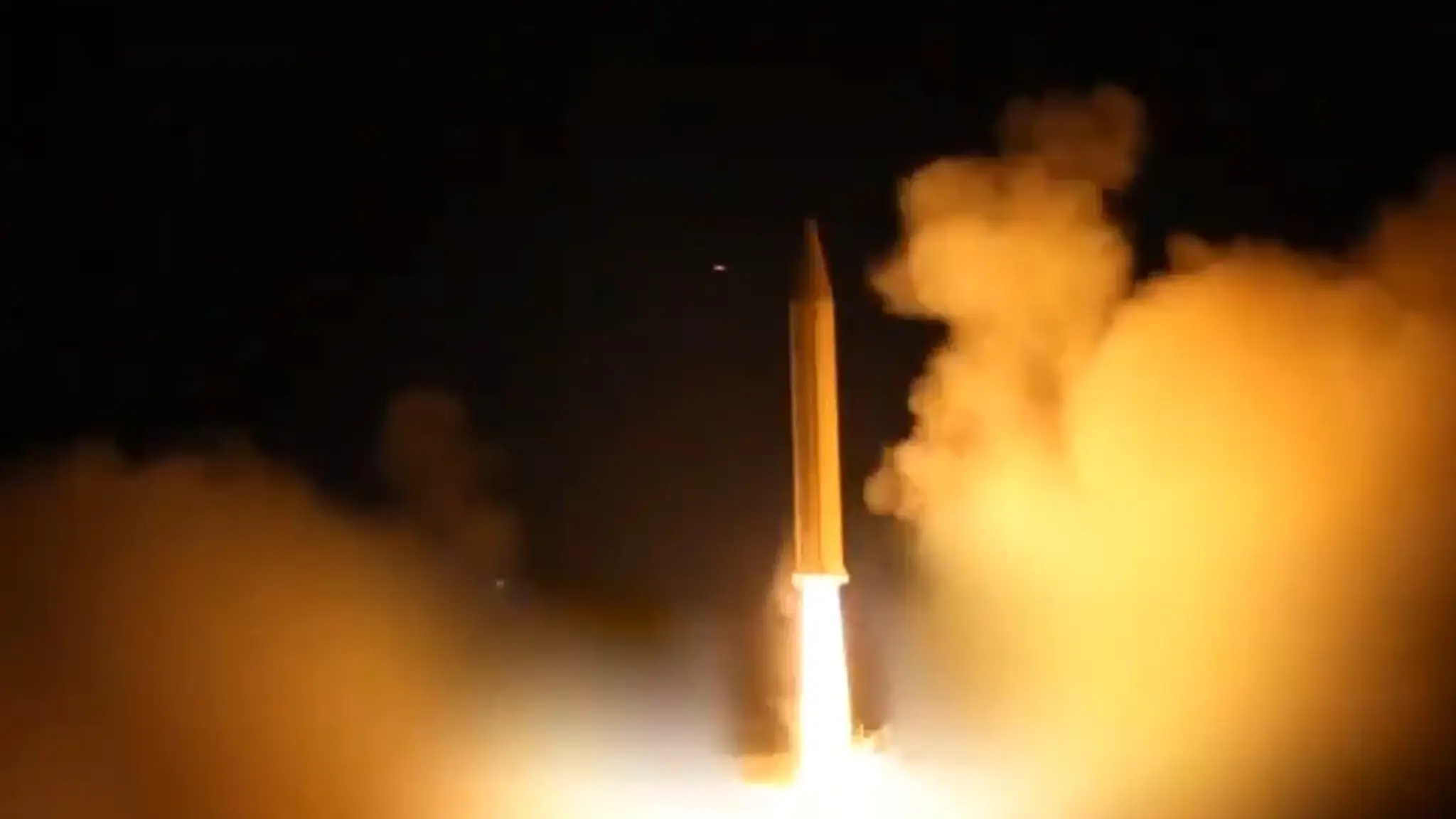 iránska balistická raketa Khorramšahr-4