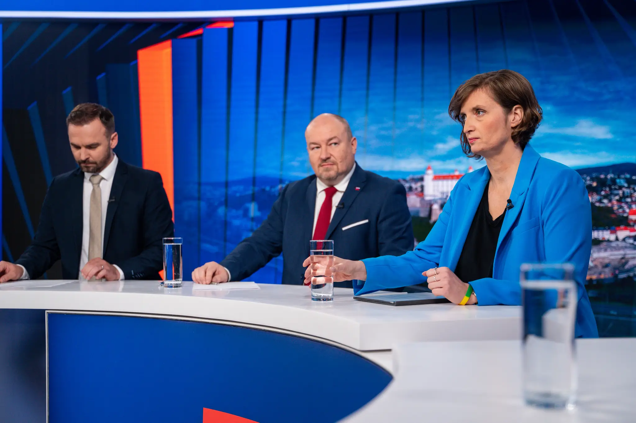 Pozvanie do relácie Na telo prijali Michal Šipoš, Rudolf Huliak a Lucia Plaváková.