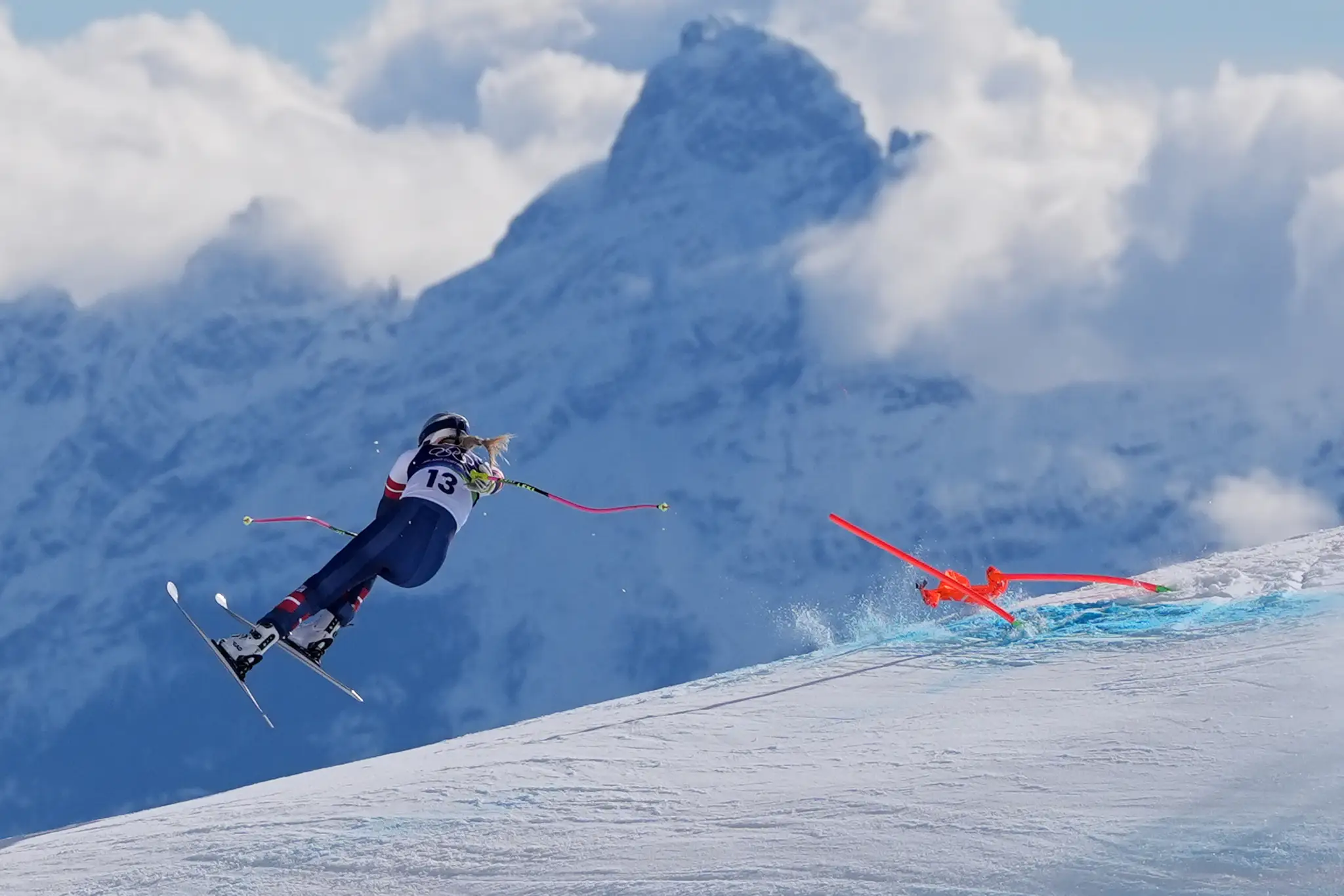 Lindsey Vonnová spadla počas olympijského zjazdu.