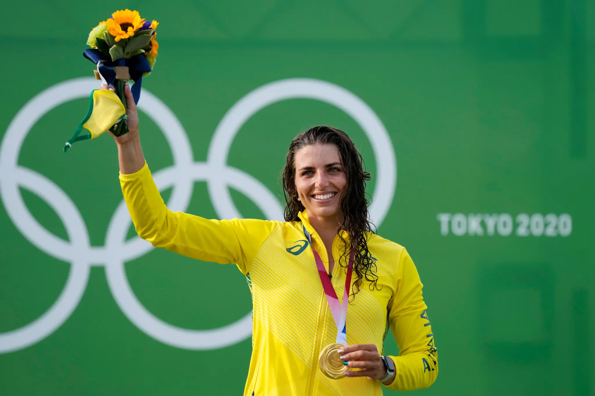 Vodnoslalomárka Jessica Foxová oslavuje triumf na OH 2020 v kategórii C1.