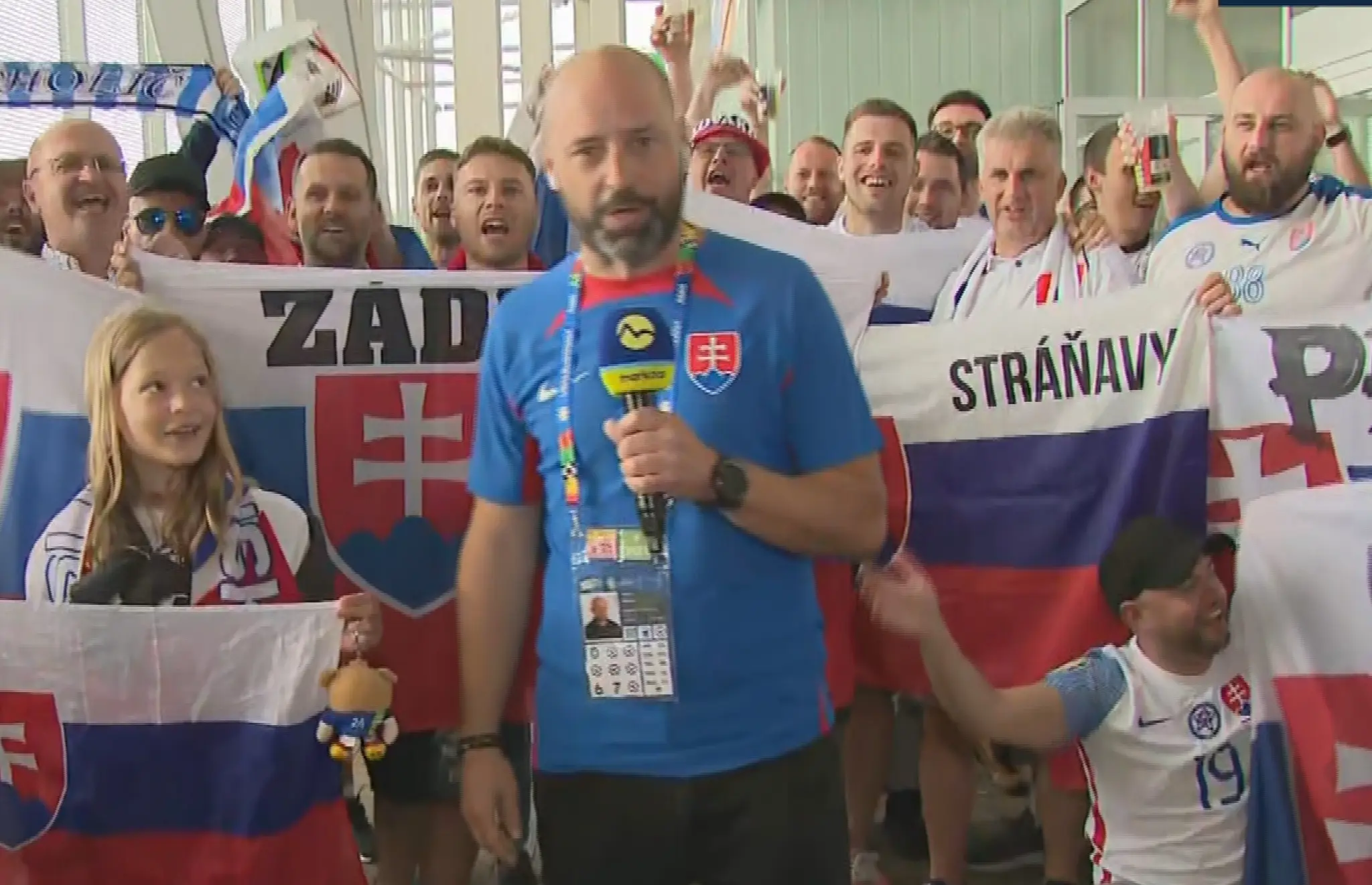 Slovenskí fanúšikovia.