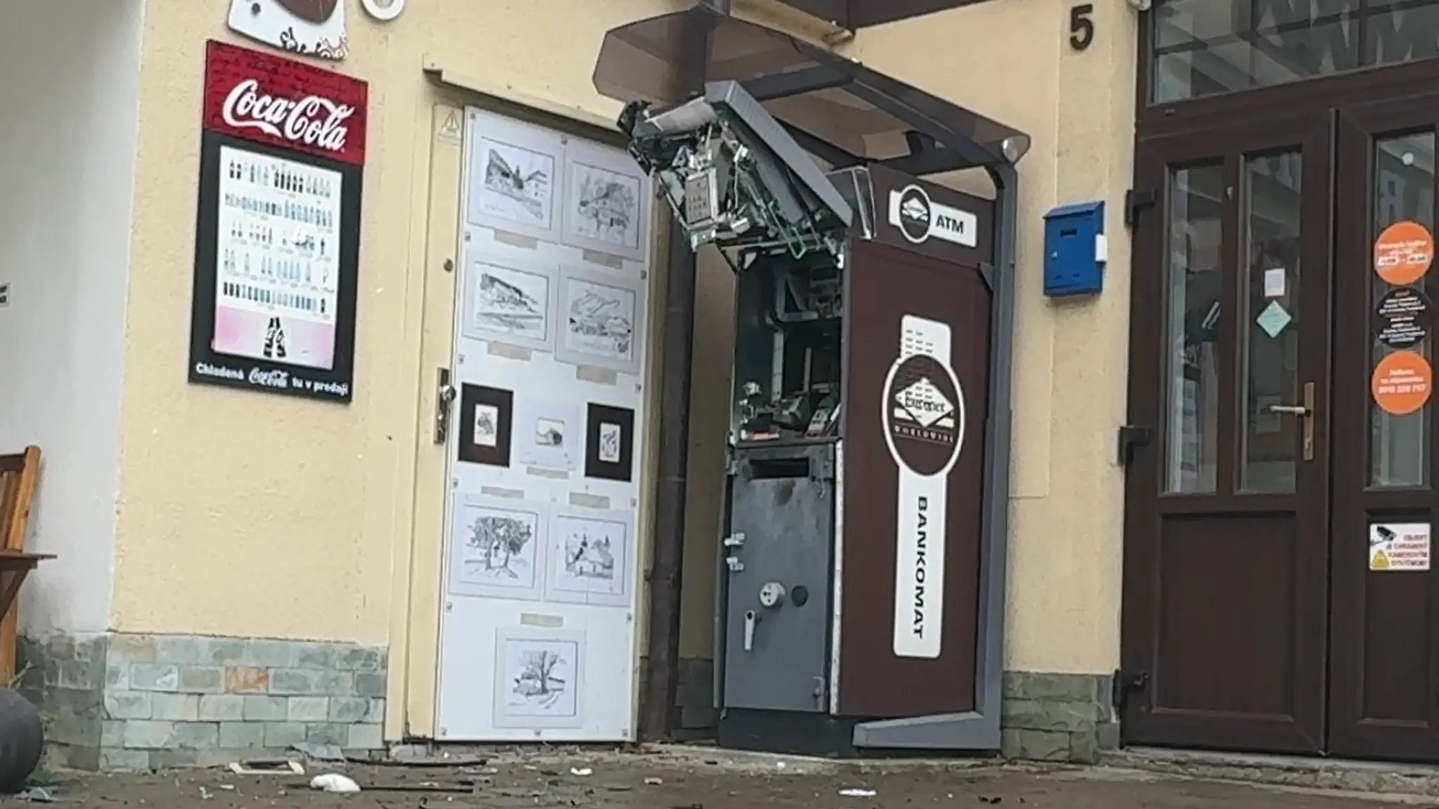 Vybuchnutý bankomat v obci Oravský Podzámok