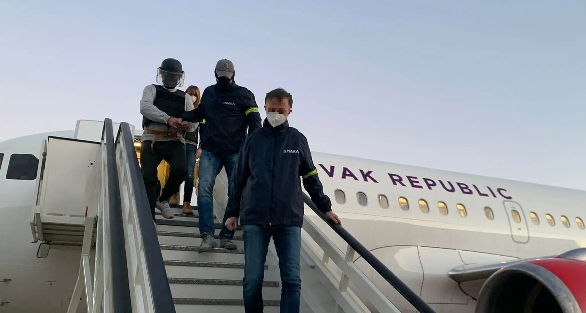 Tomáša Rajeckého priviezli na Slovensko