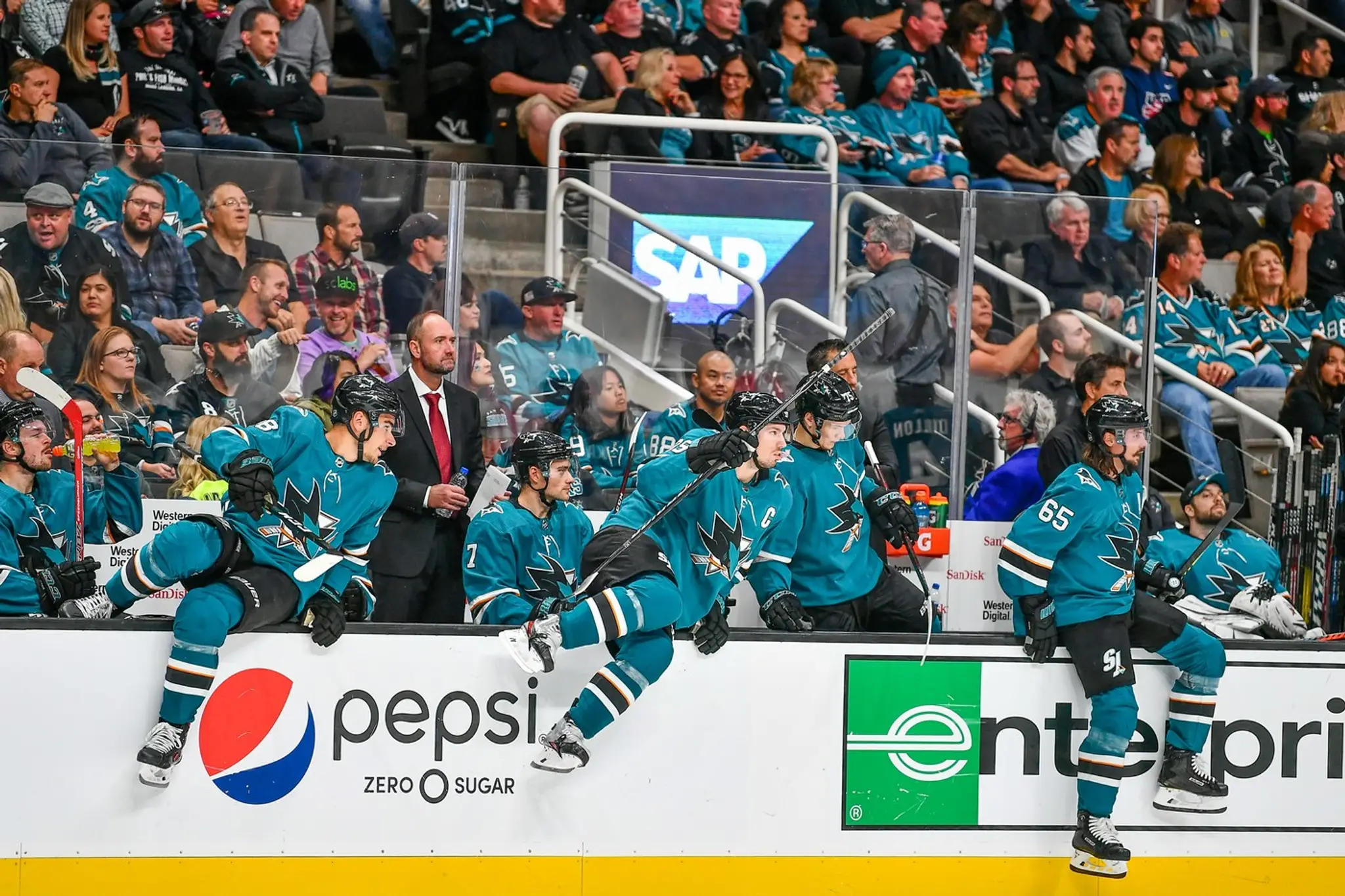 NHL striedanie 