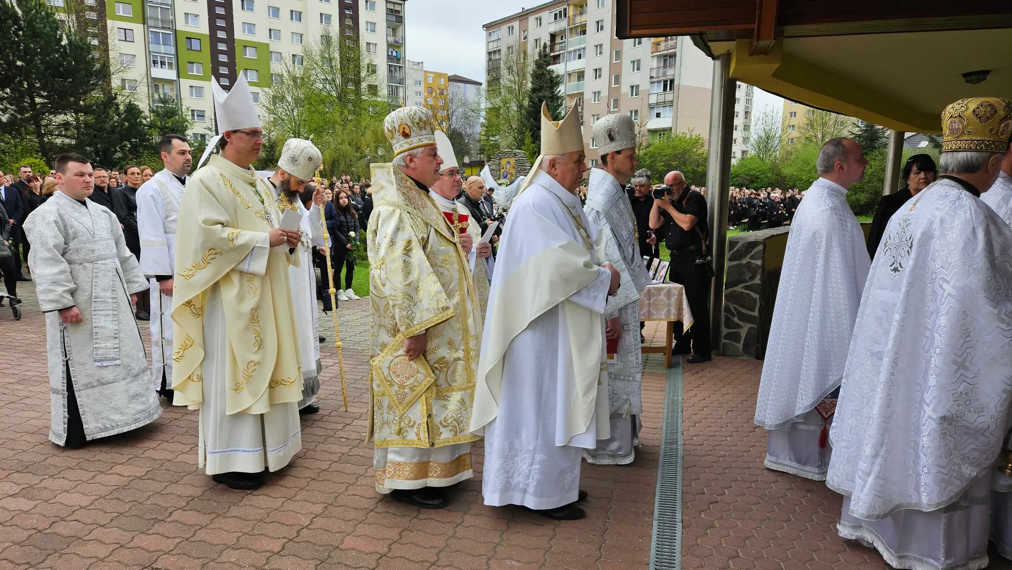 Posledná rozlúčka s obeťami tragédie na Spiši