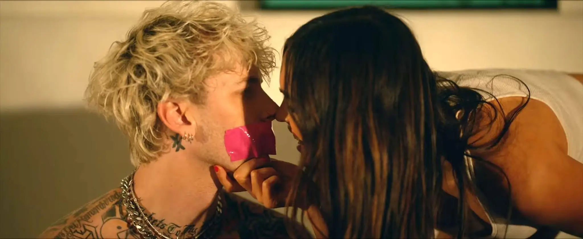 Meghan Fox a MGK