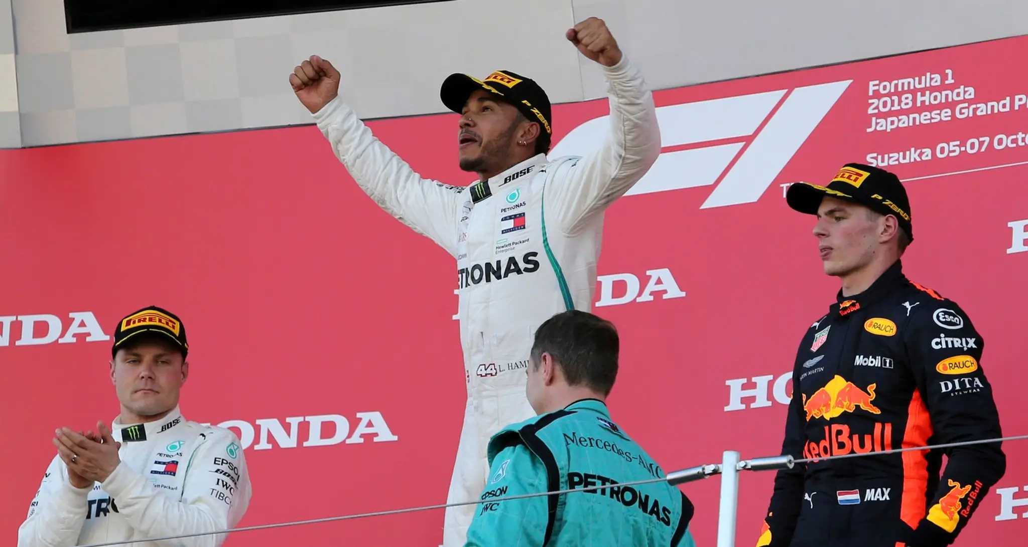 Lewis Hamilton sa stal víťazom VC Japonska.
