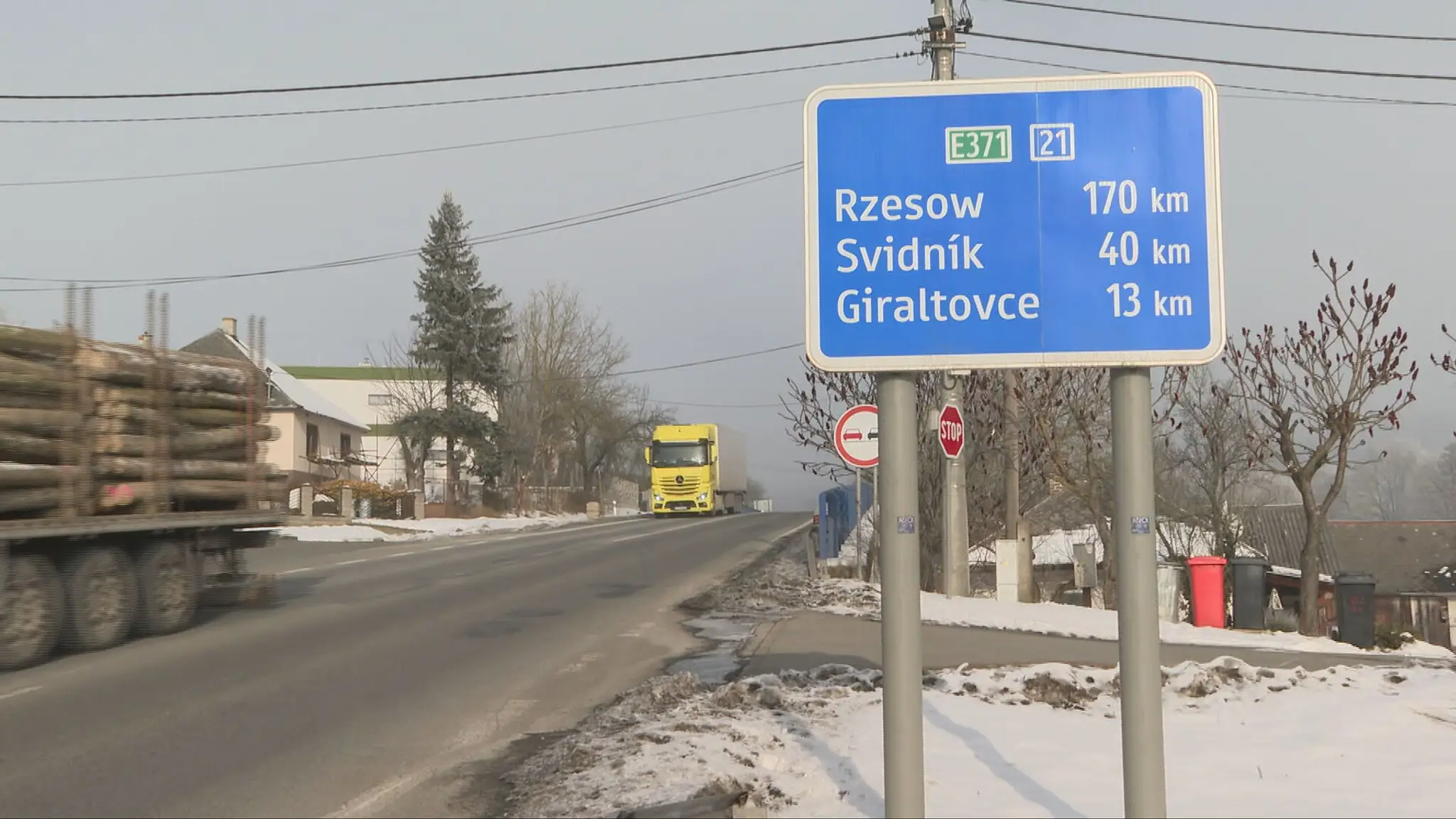 Tabuľa, na ktorej je chybne napísaný Rzeszów
