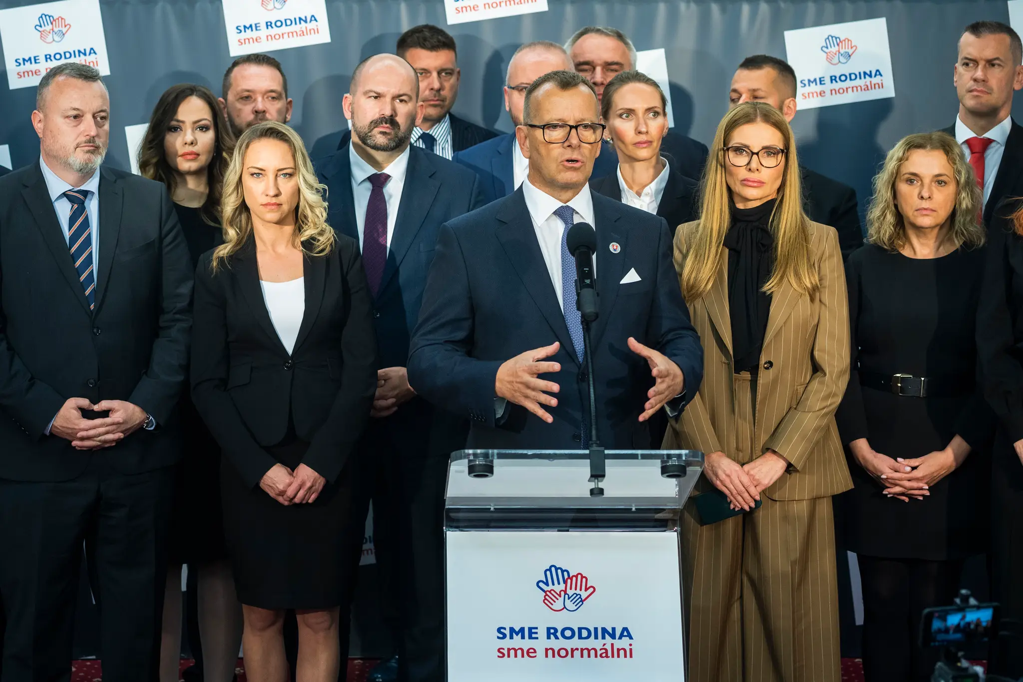 Zástupcovia hnutia Sme rodina. Ilustračná snímka. 