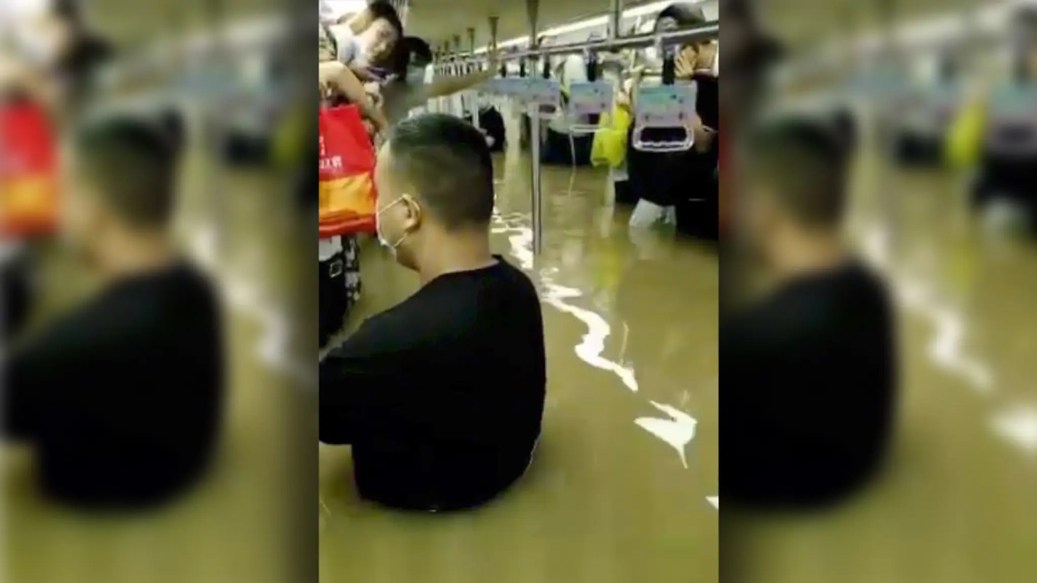 Zaplavené metro v Číne