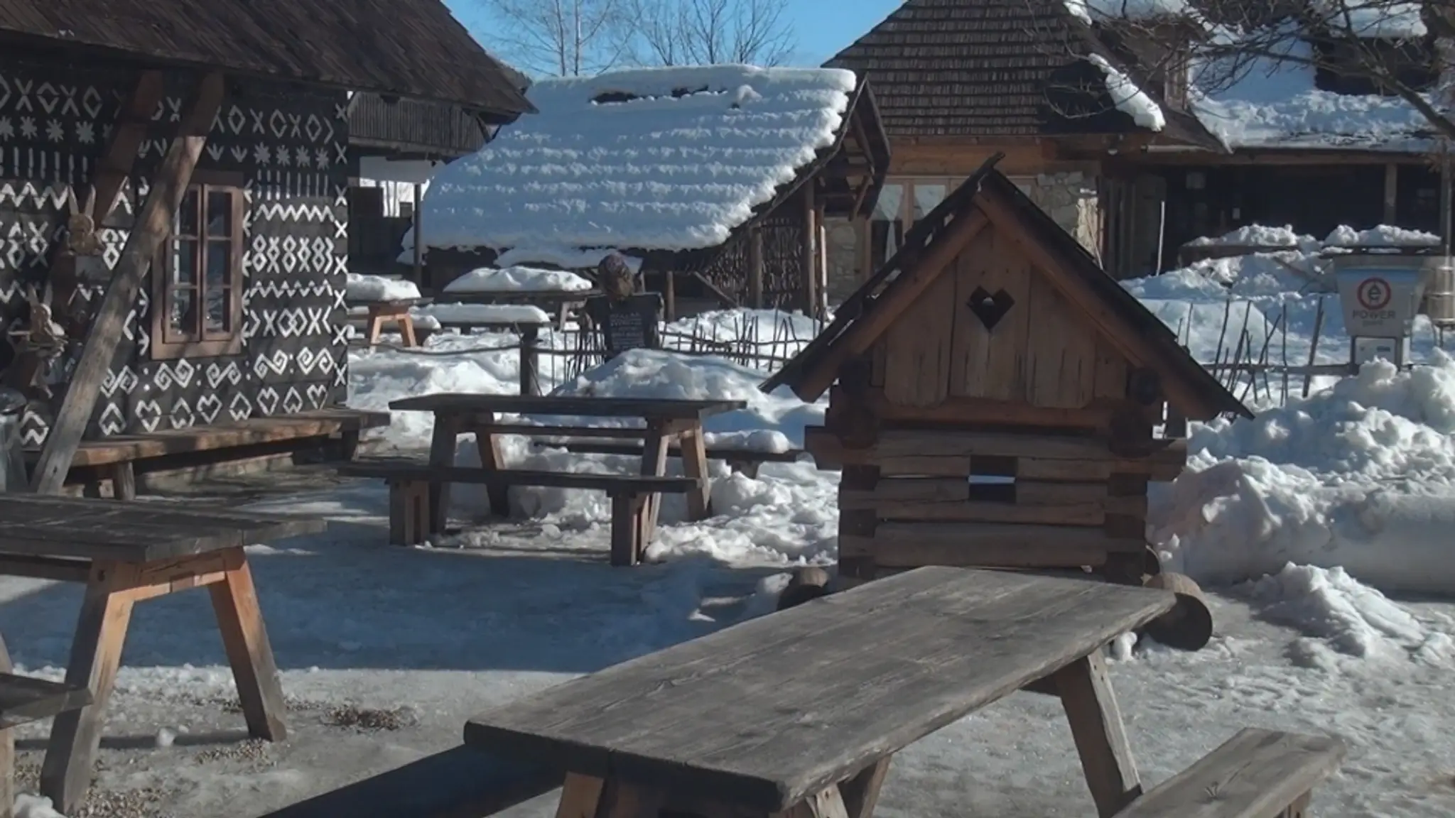 Čičmany.
