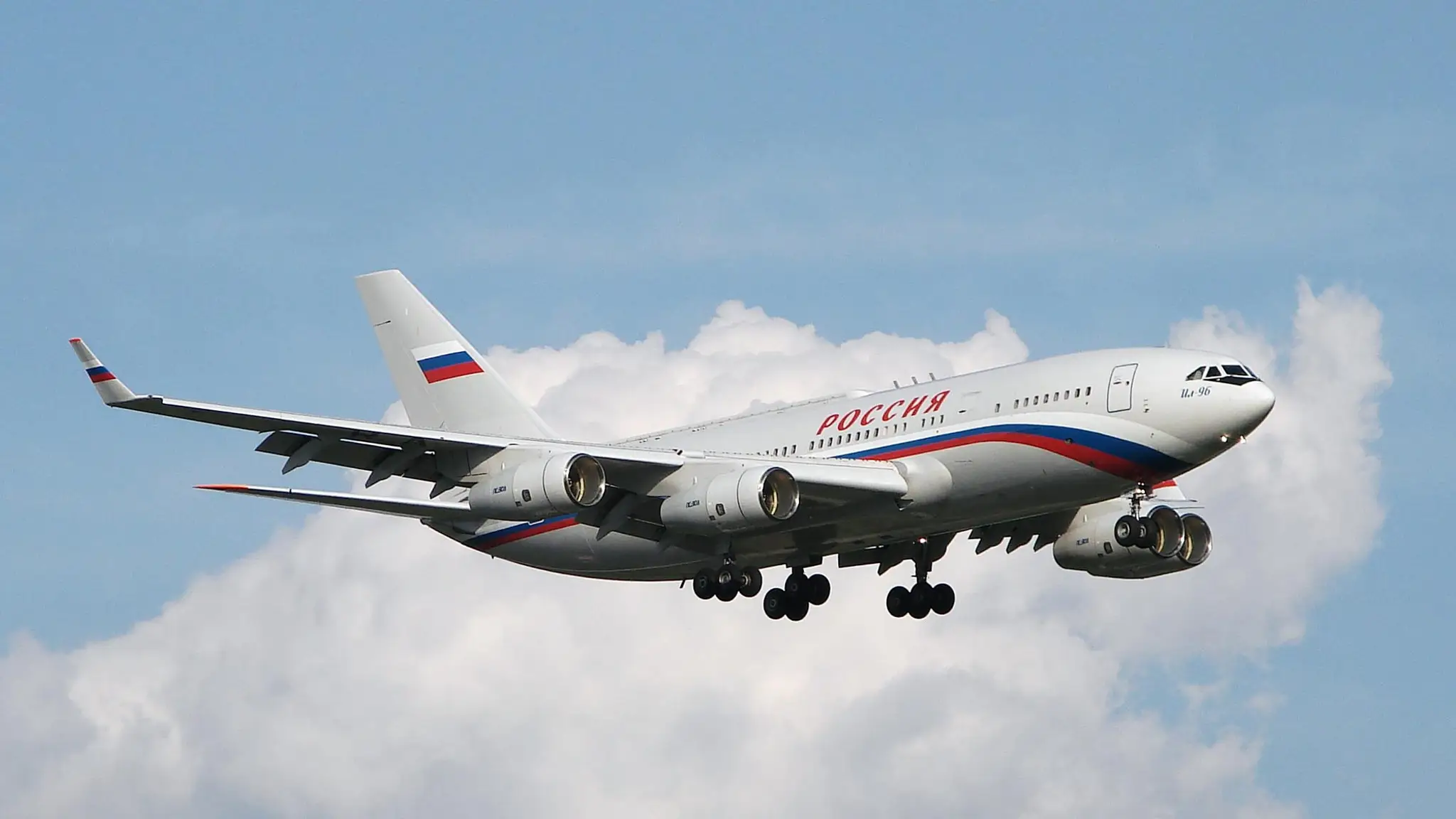 Putinove lietadlo Iljušin Il-96-300PU