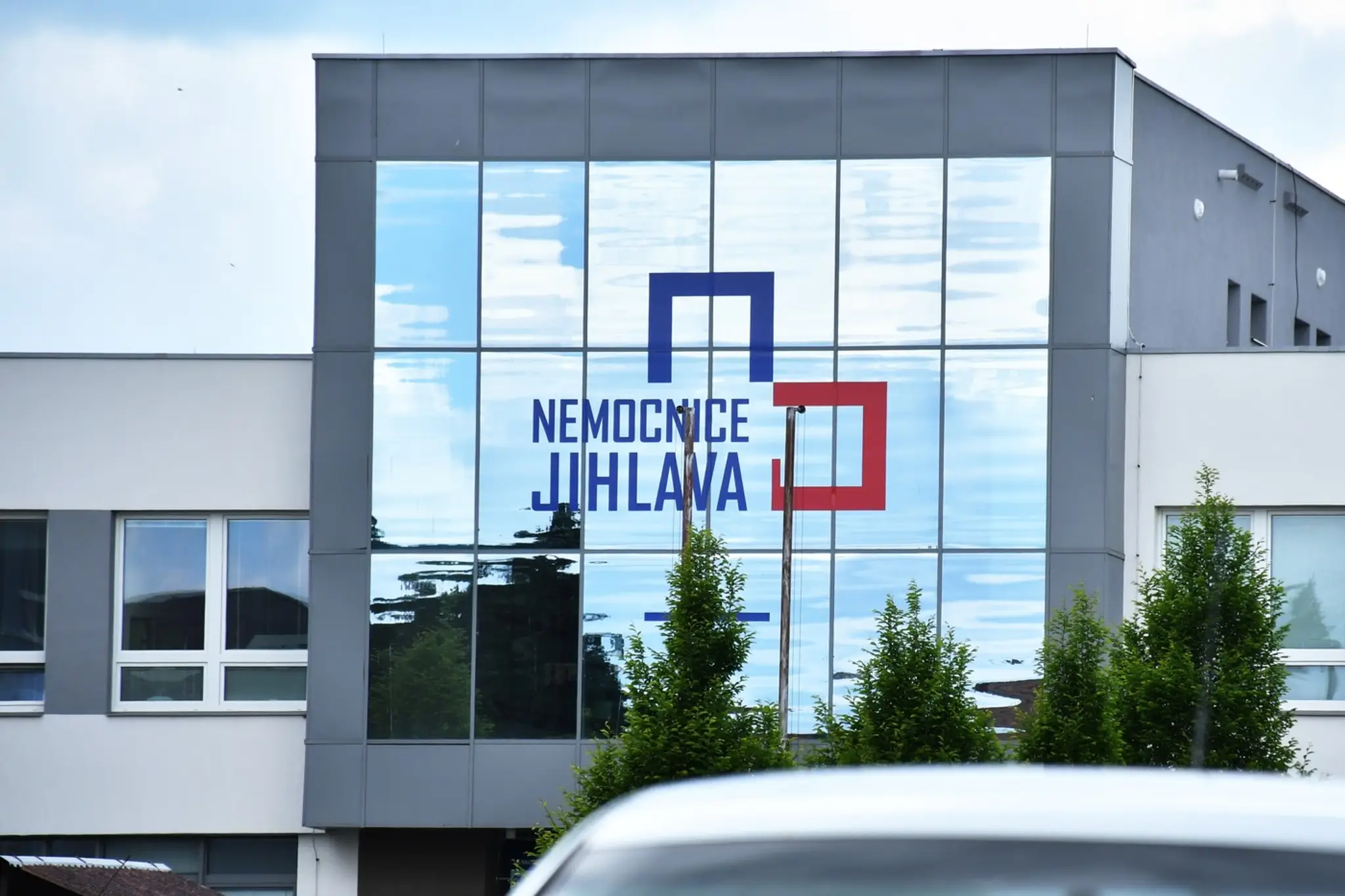 Muž na záškrt zomrel v jihlavskej nemocnici