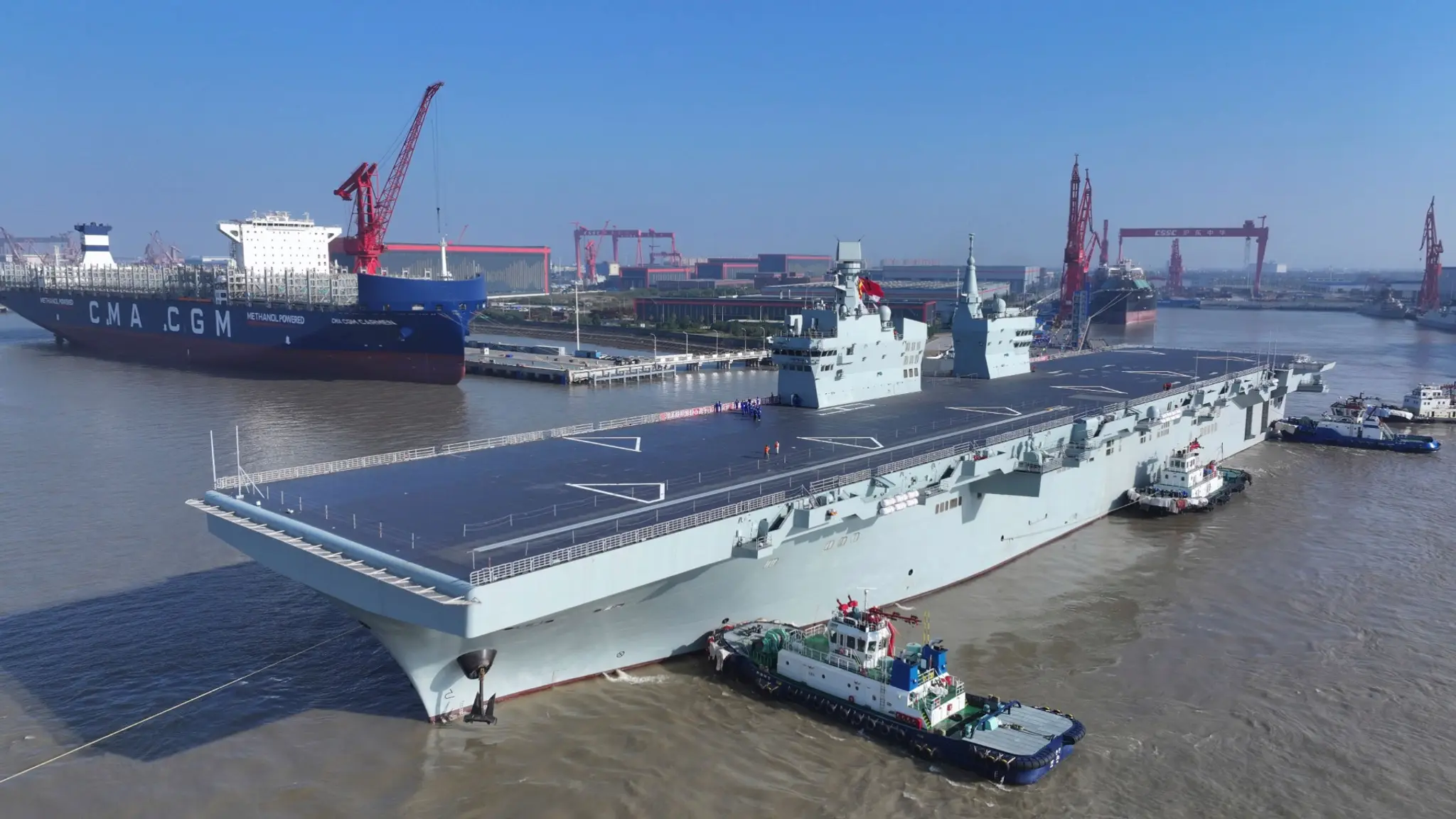 čínska útočná loď Type 076
