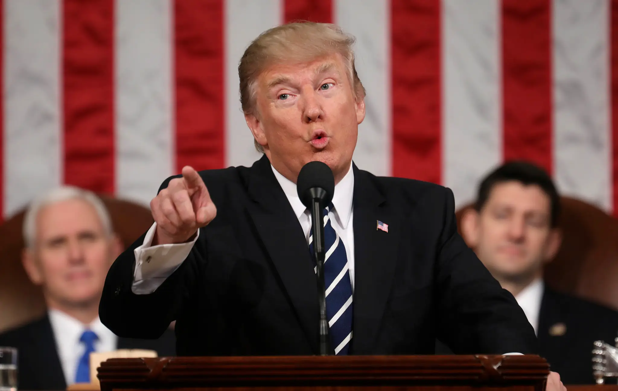 Prezident Donald Trump počas prvého prejavu v americkom Kongrese.
