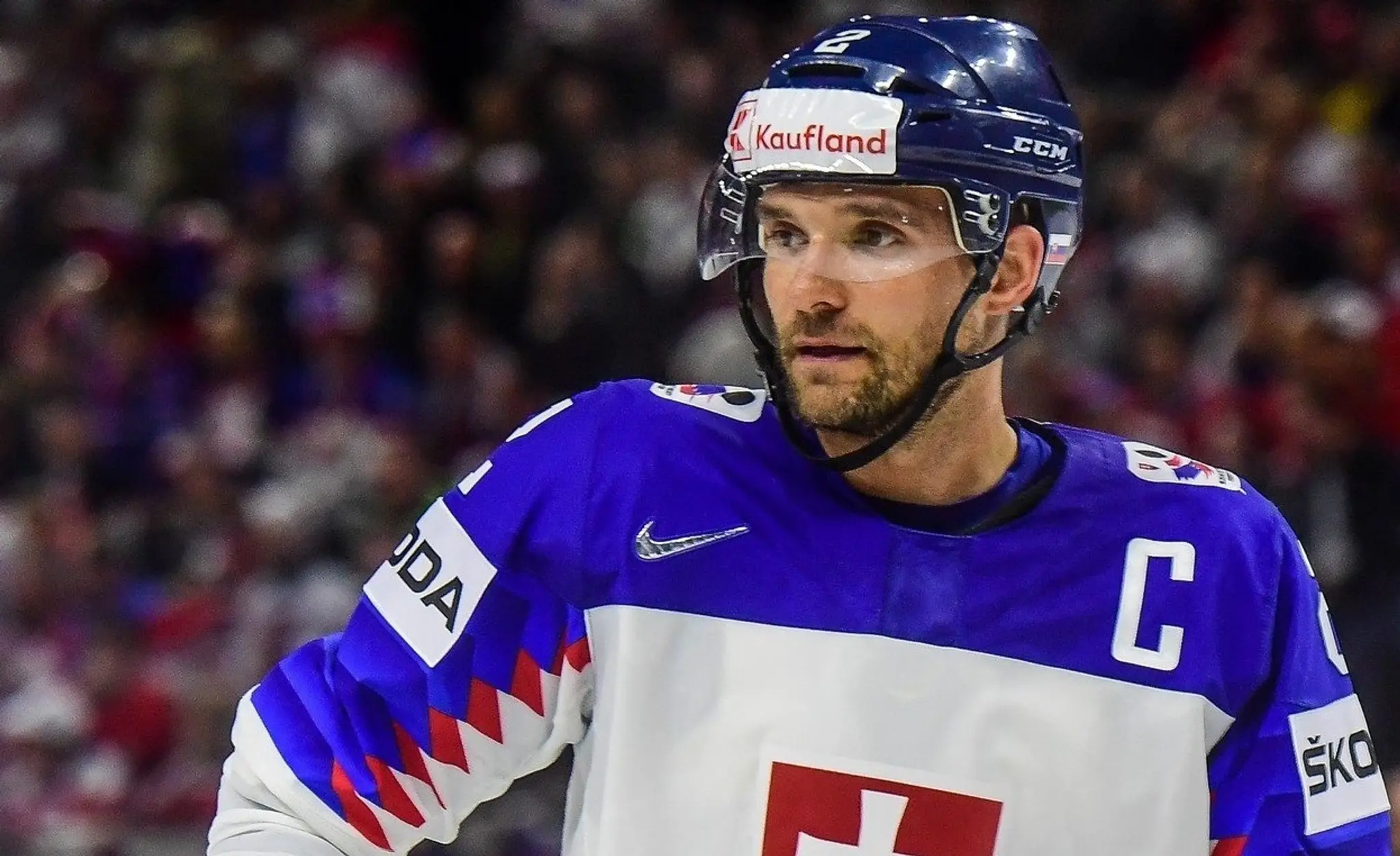 Andrej Sekera počas zápasu proti Česku.