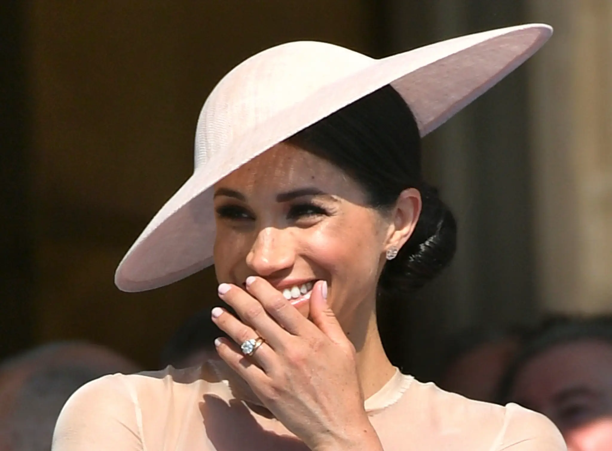 Prvýkrát na verejnosti ako novomanželia. Harry a Meghan žiaria šťastím