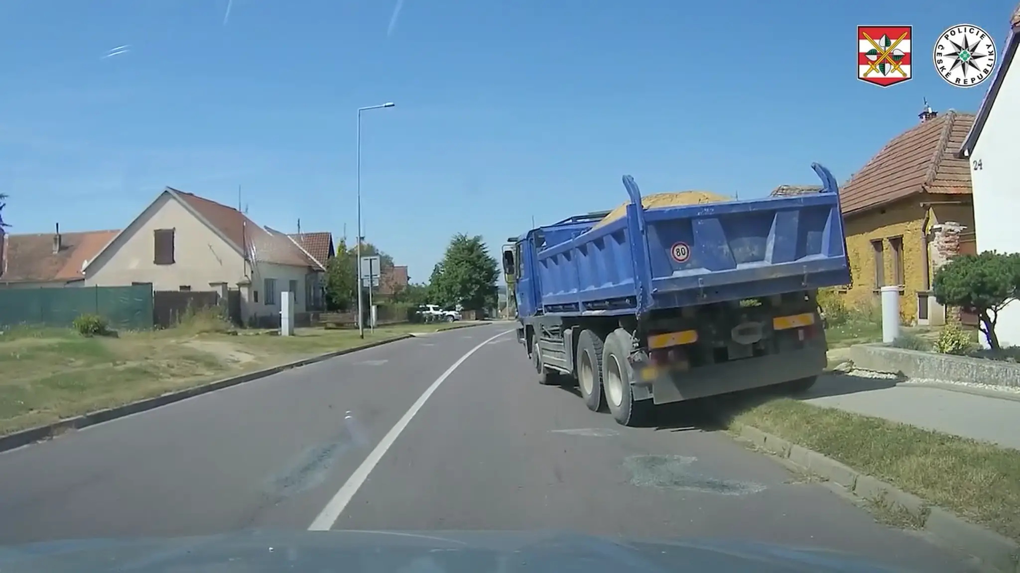 Nehoda nákladného auta