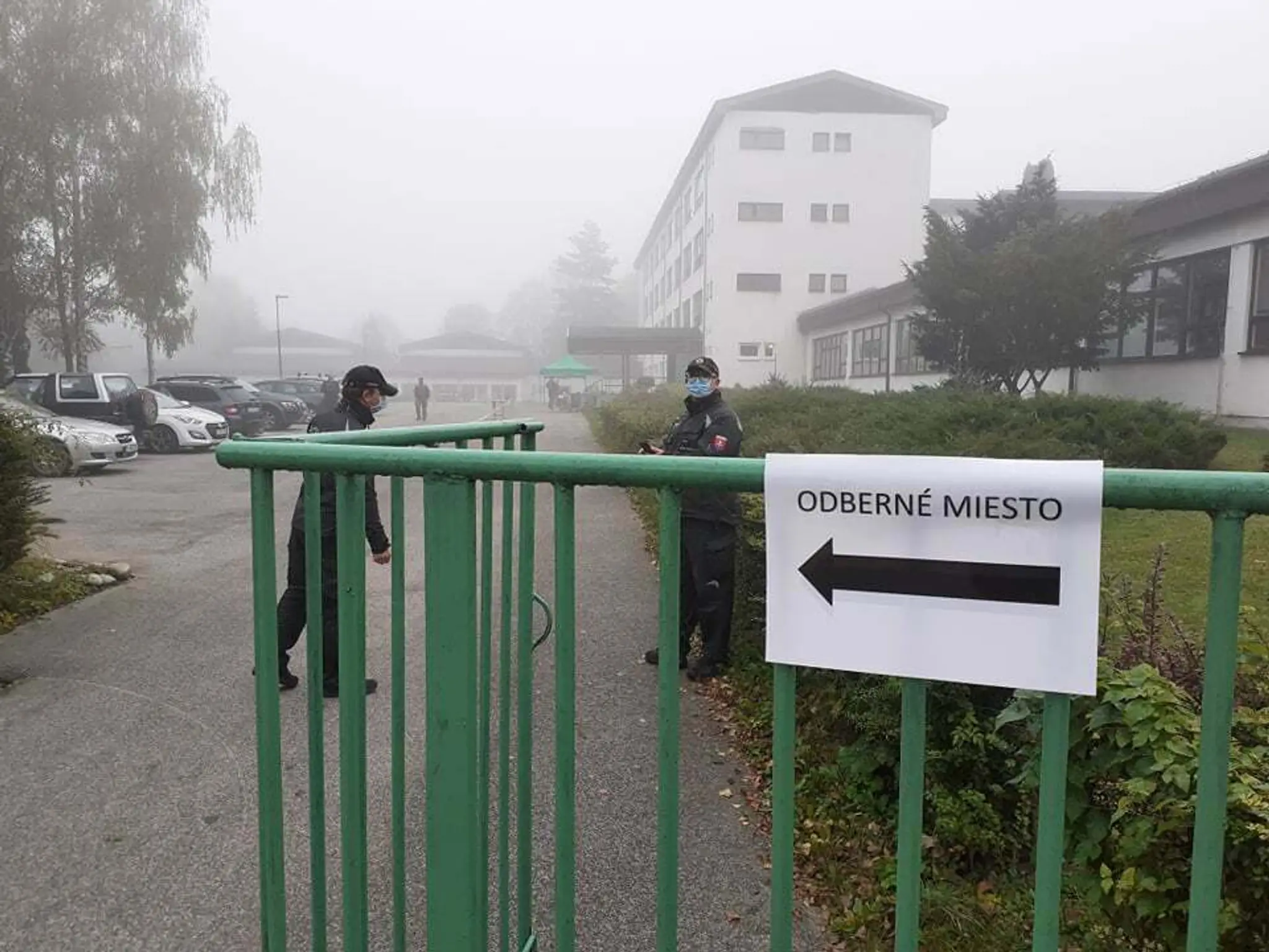 Nehoda na priecestí neďaleko obce Slovenské Nové Mesto
