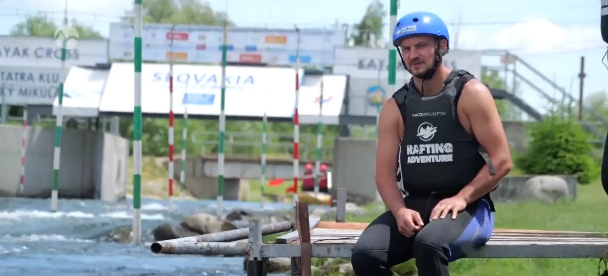 Libor Hudáček počas raftingu na Liptove