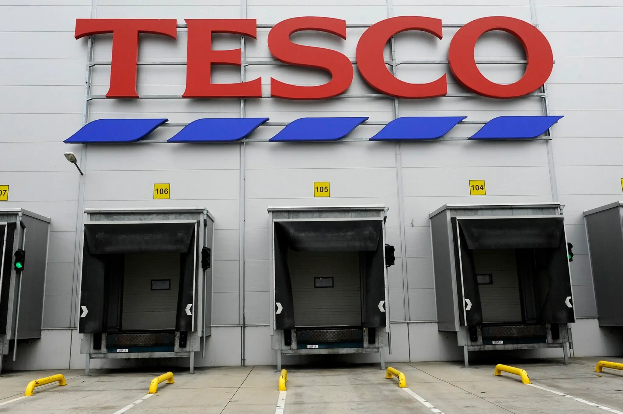 Distribučné centrum spoločnosti TESCO