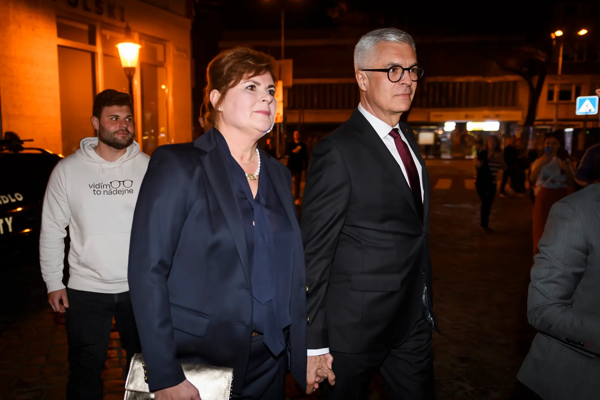 Ivan Korčok počas príchodu do svojej volebnej centrály