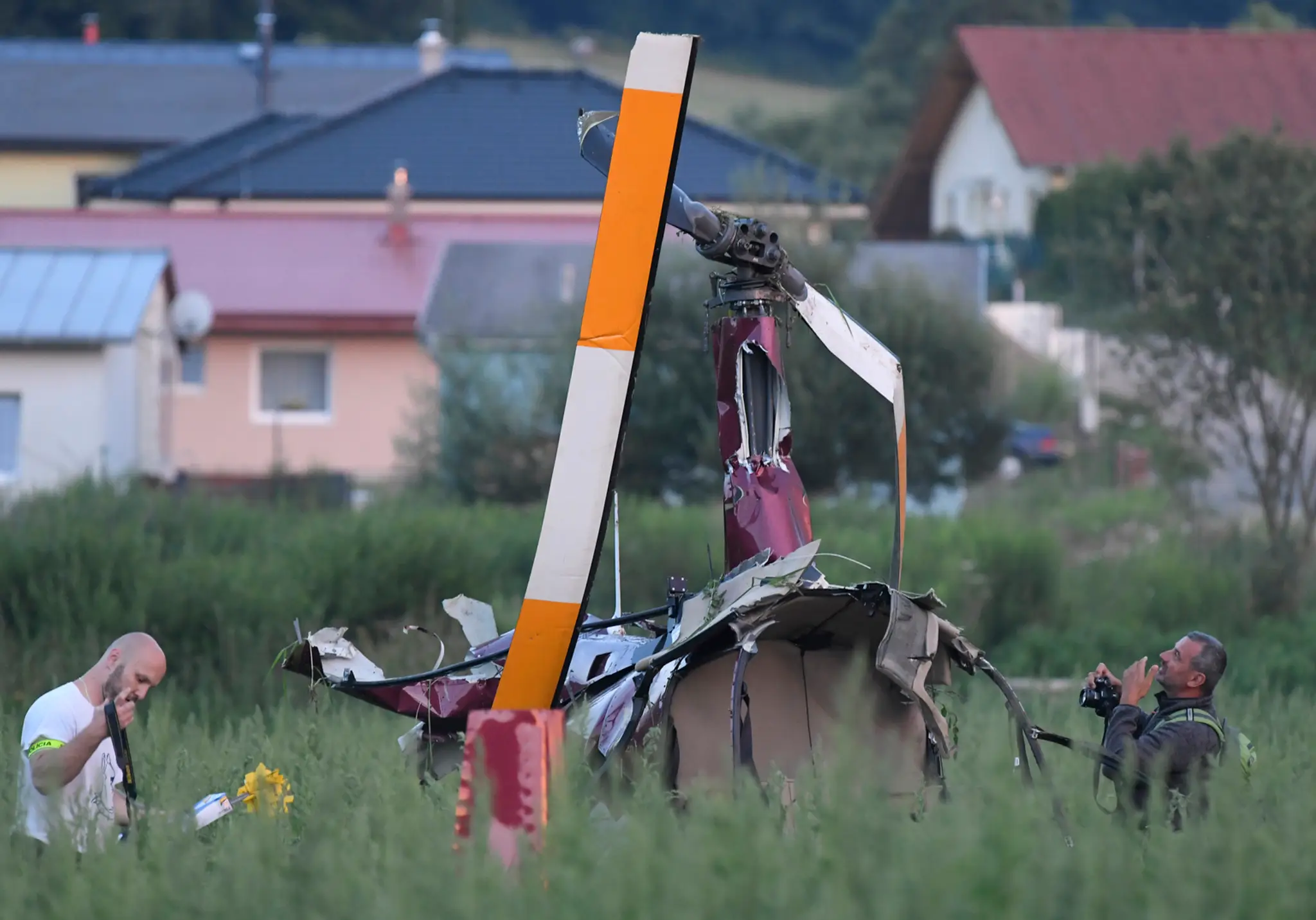 Havarovaný vrtuľník.