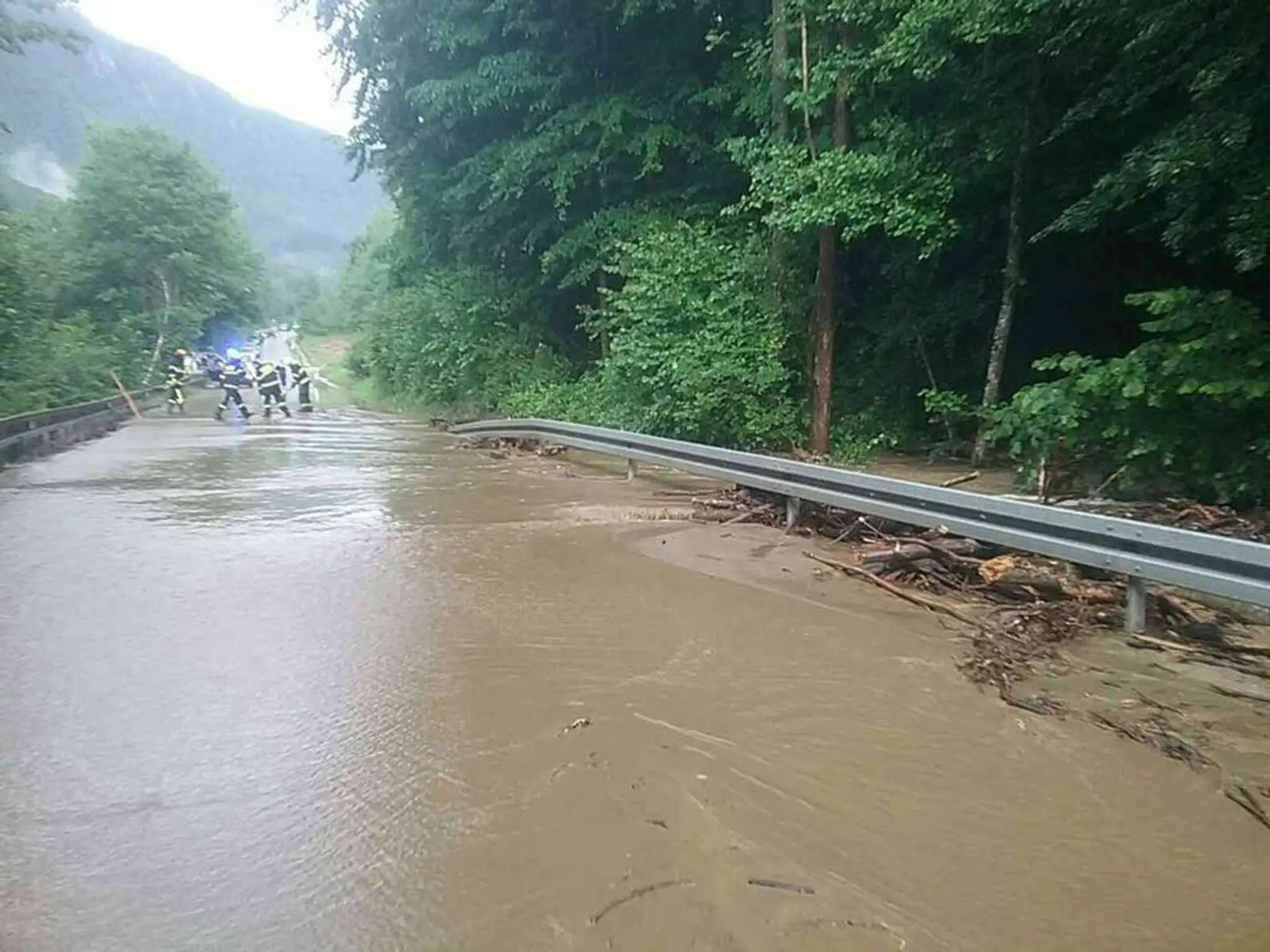 Prietrž mračien na Muráni.