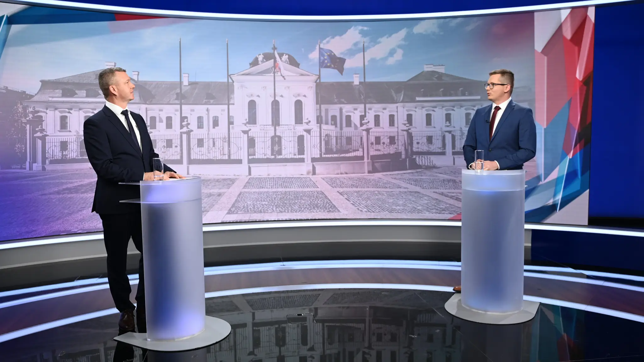 Krisztián Forró v prvej predvolebnej diskusii.