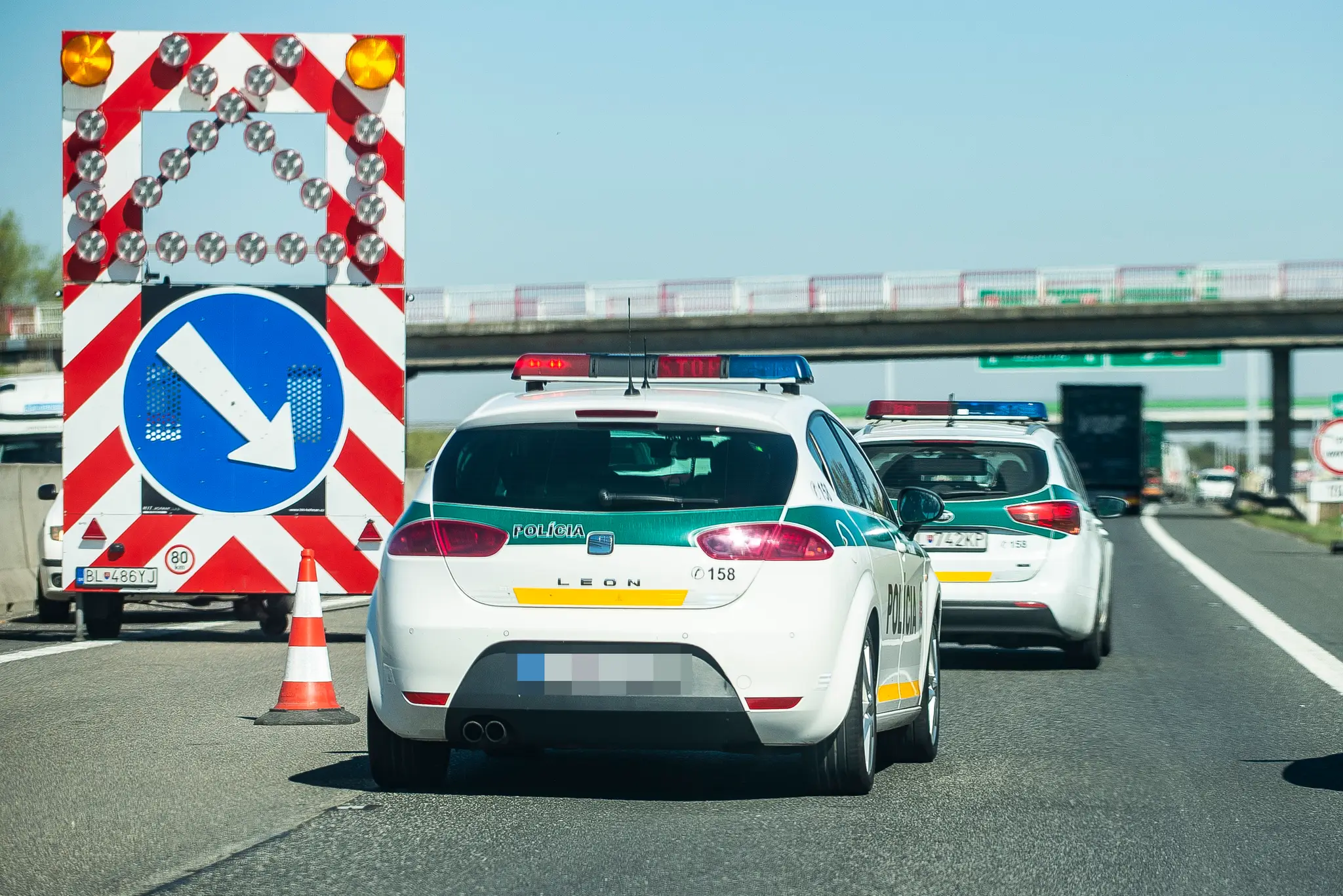 Policajné auto.