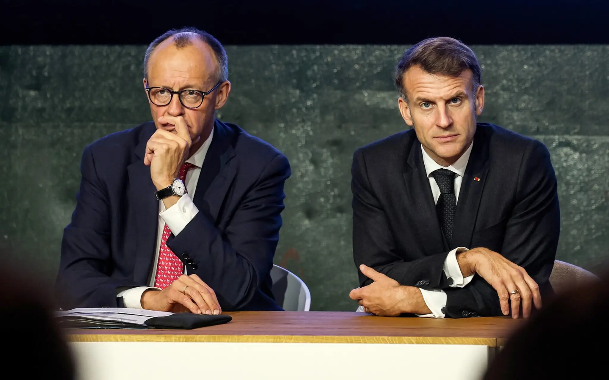 Nemecký kancelár Friedrich Merz a francúzsky prezident Emmanuel Macron.